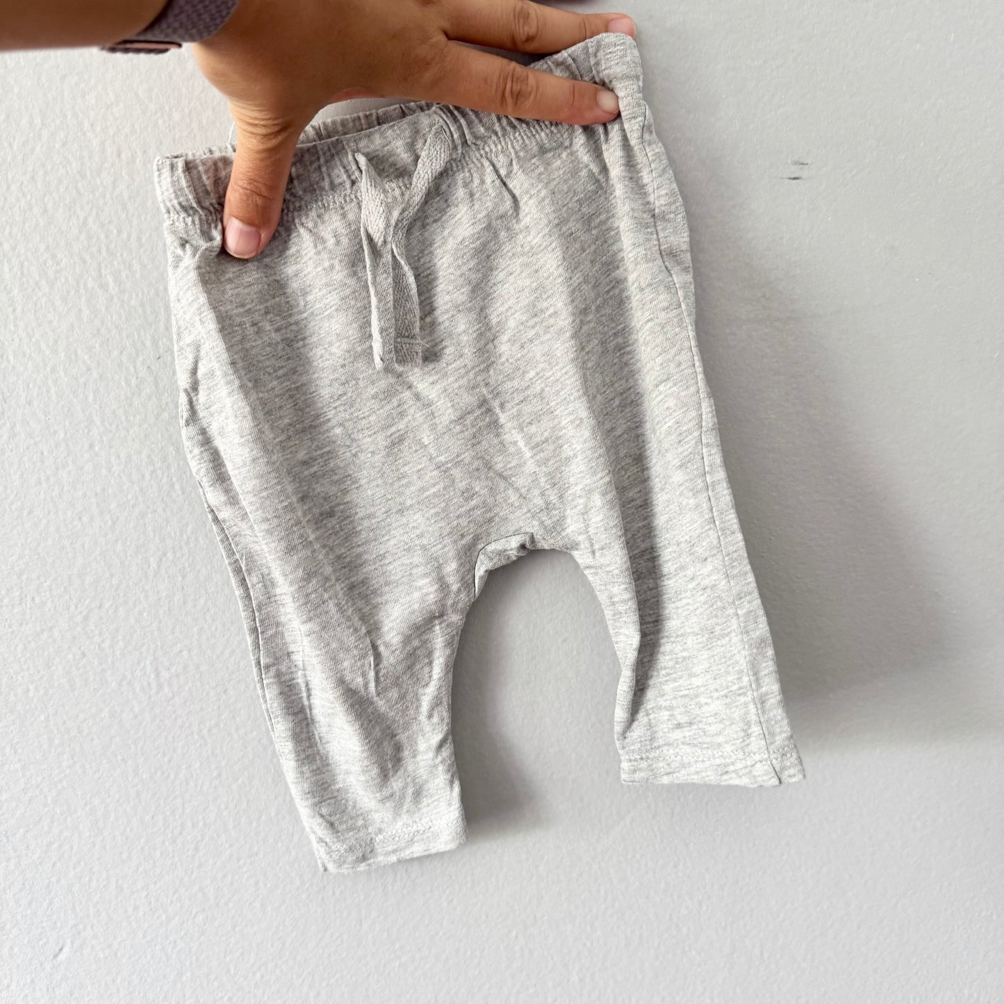 H&M / 2 of harem pants / 2-4M