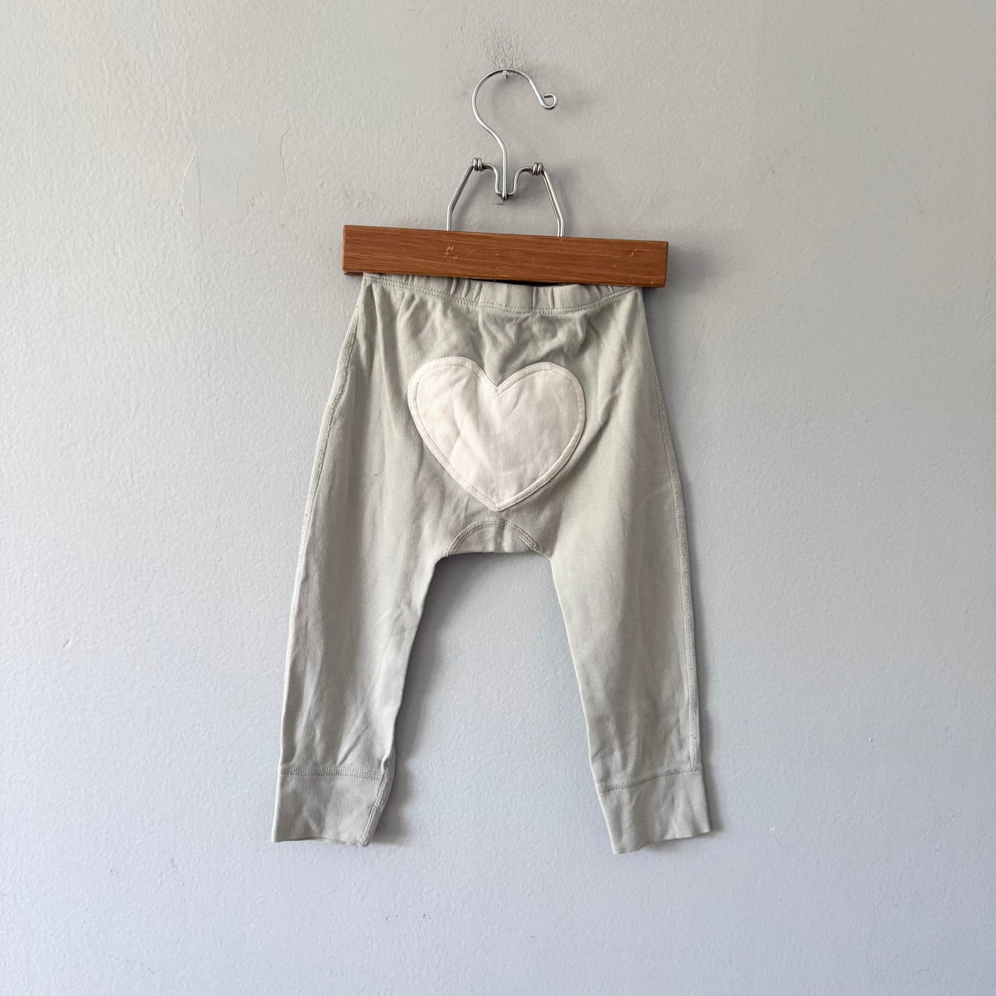 Sapling / Light grey pants / 12-18M