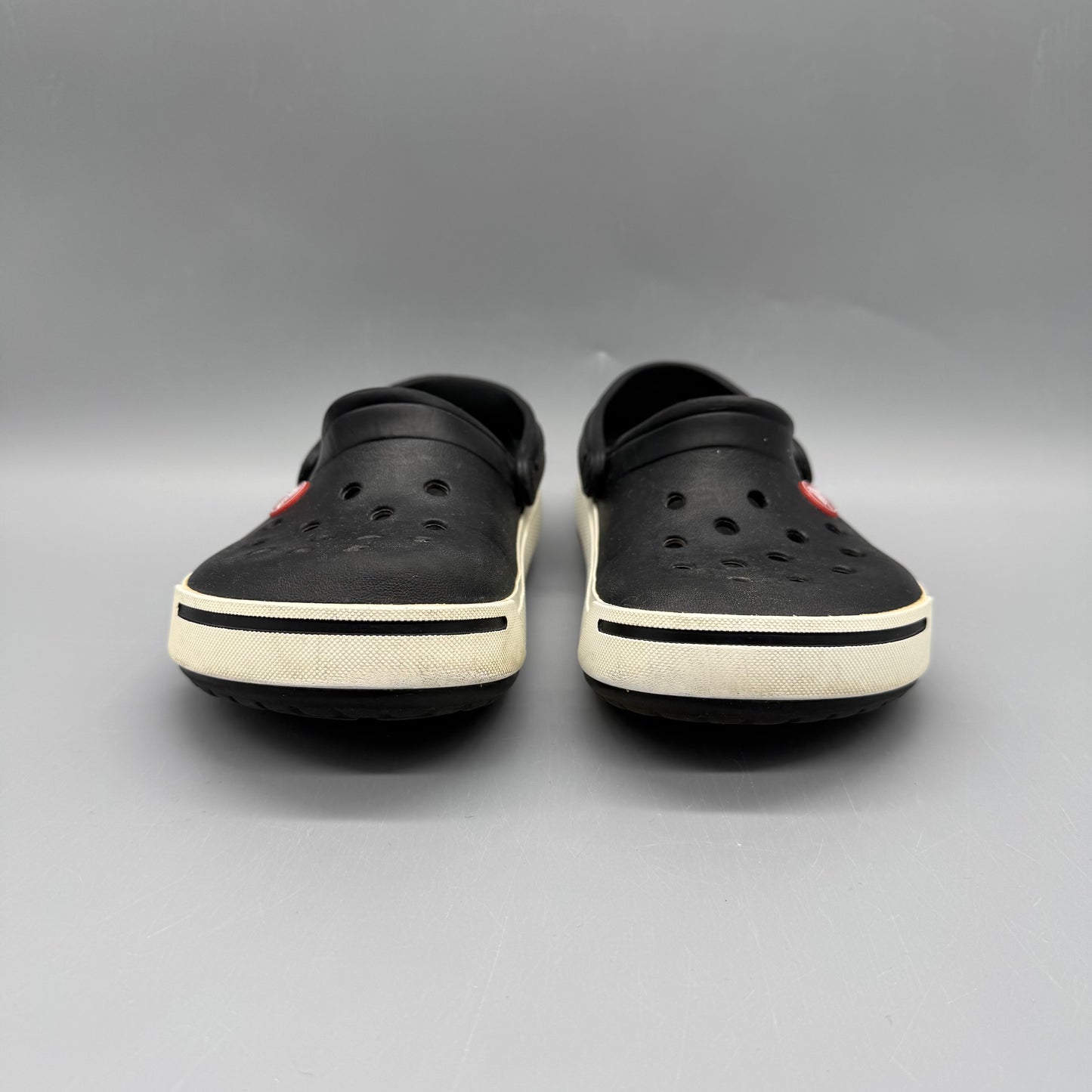 Crocs / Sandals / J2