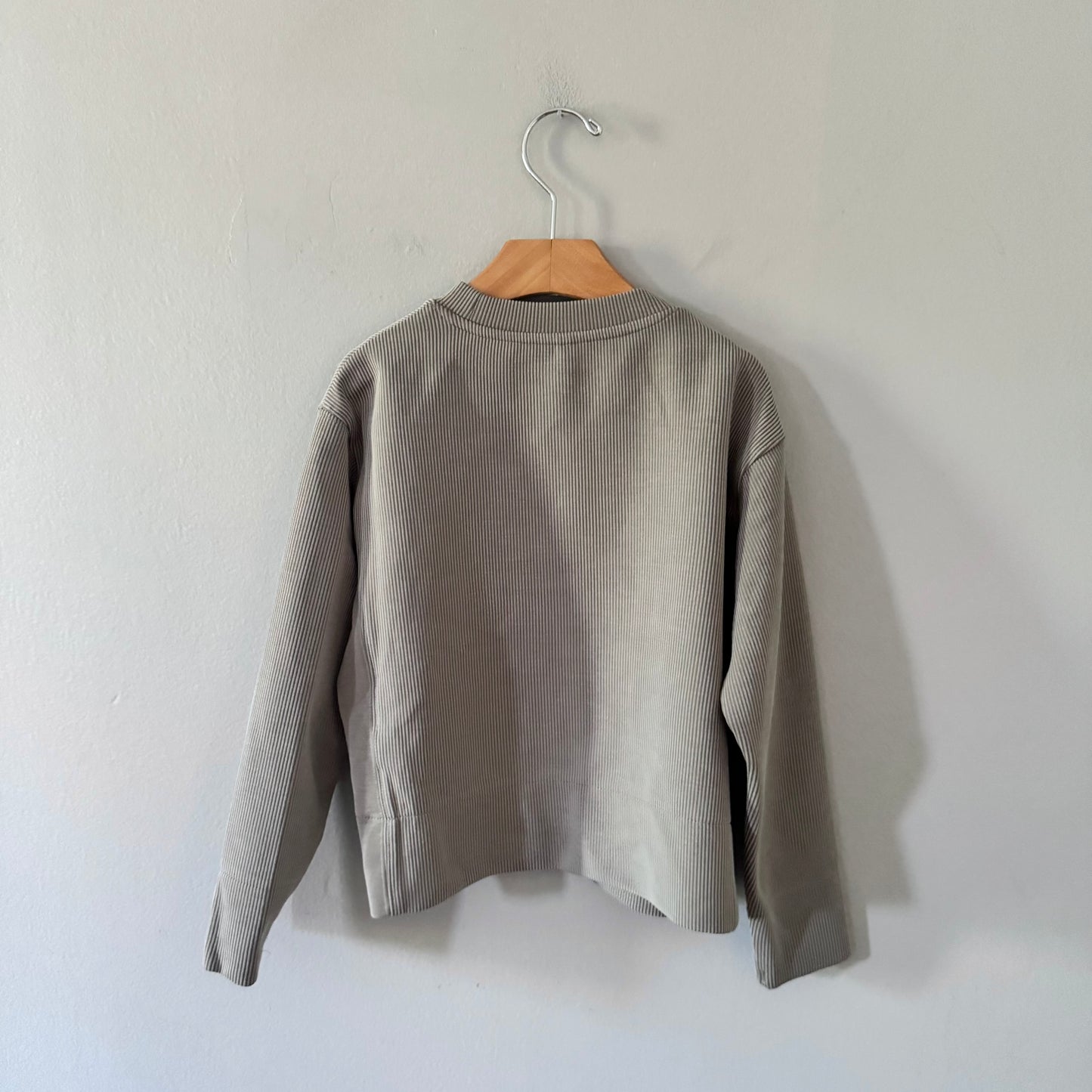 Zara / Grey ribbed active top / 6-7Y