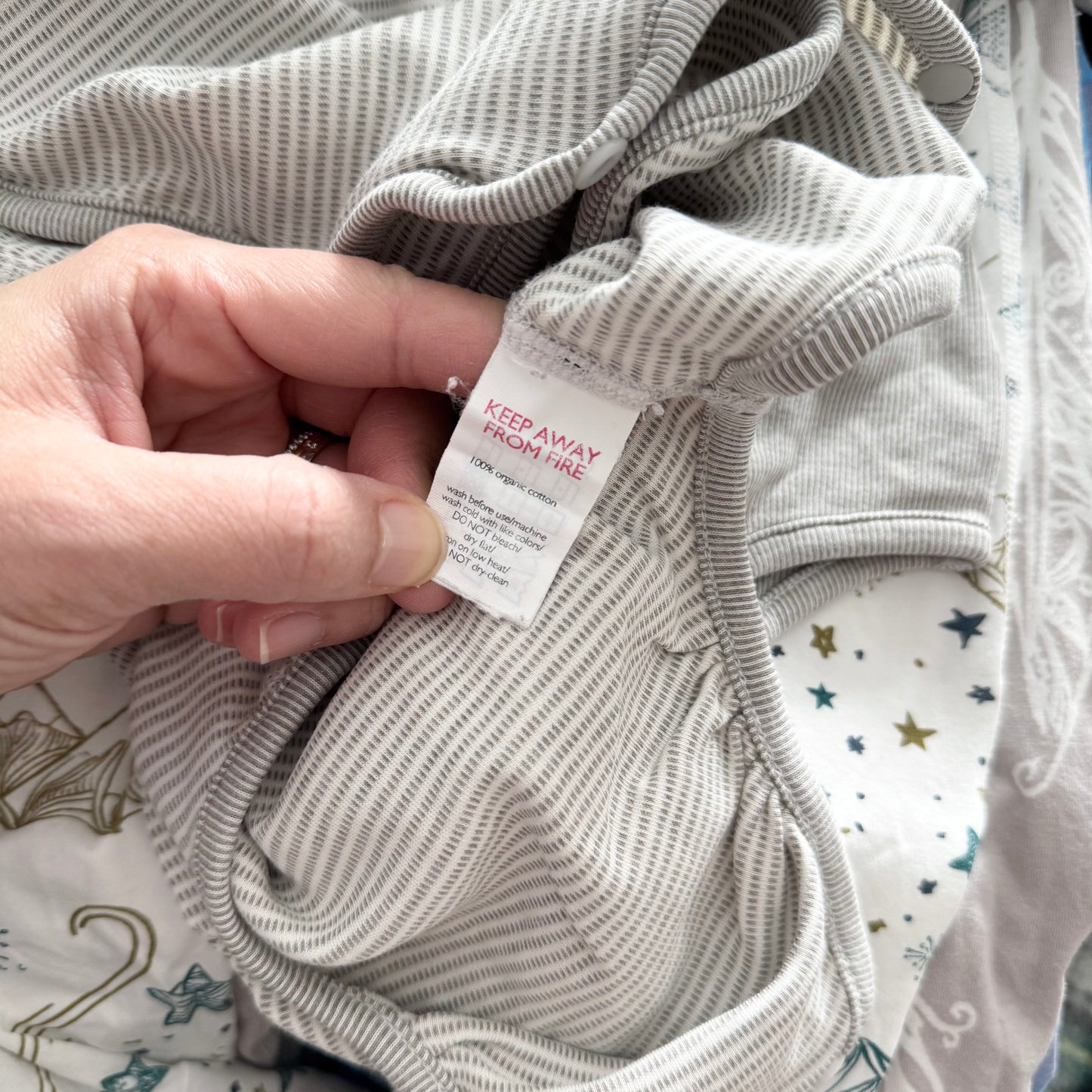 Nest / White x grey organic cotton onesie / 3-6M