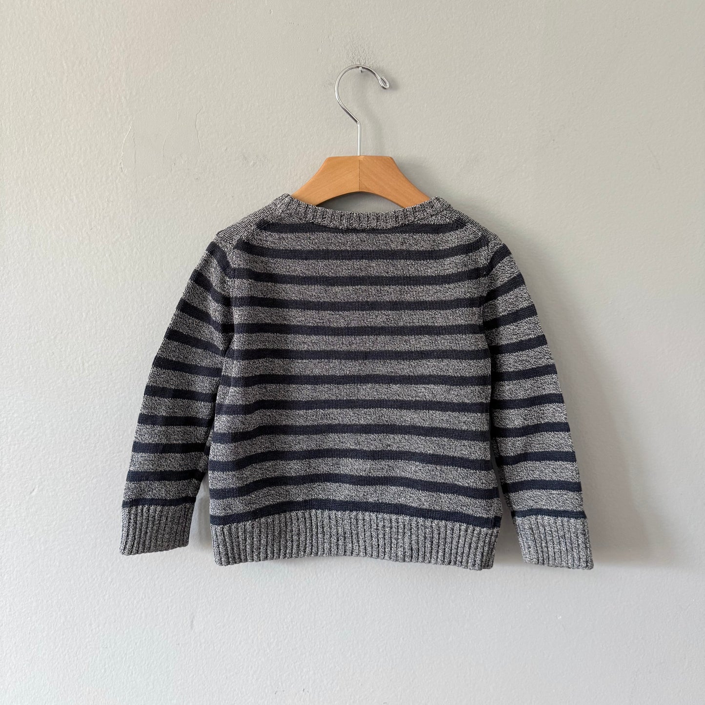 Gap / Grey stripe knit pullover / 18-24M