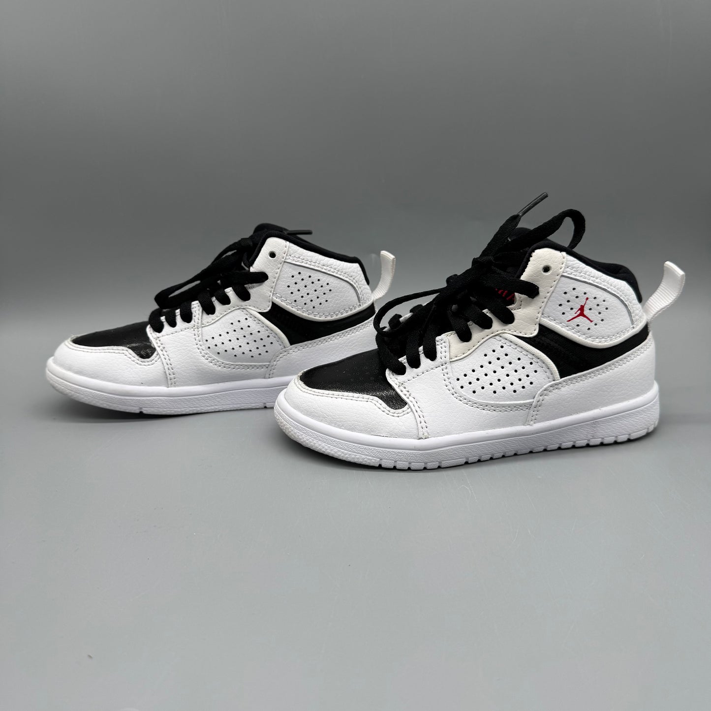 Nike / Jordan / Running Shoes / US11