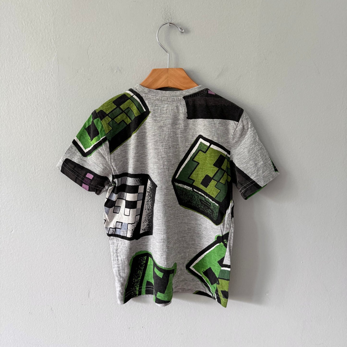 Minecraft / Light grey T-shirt / 4-5Y