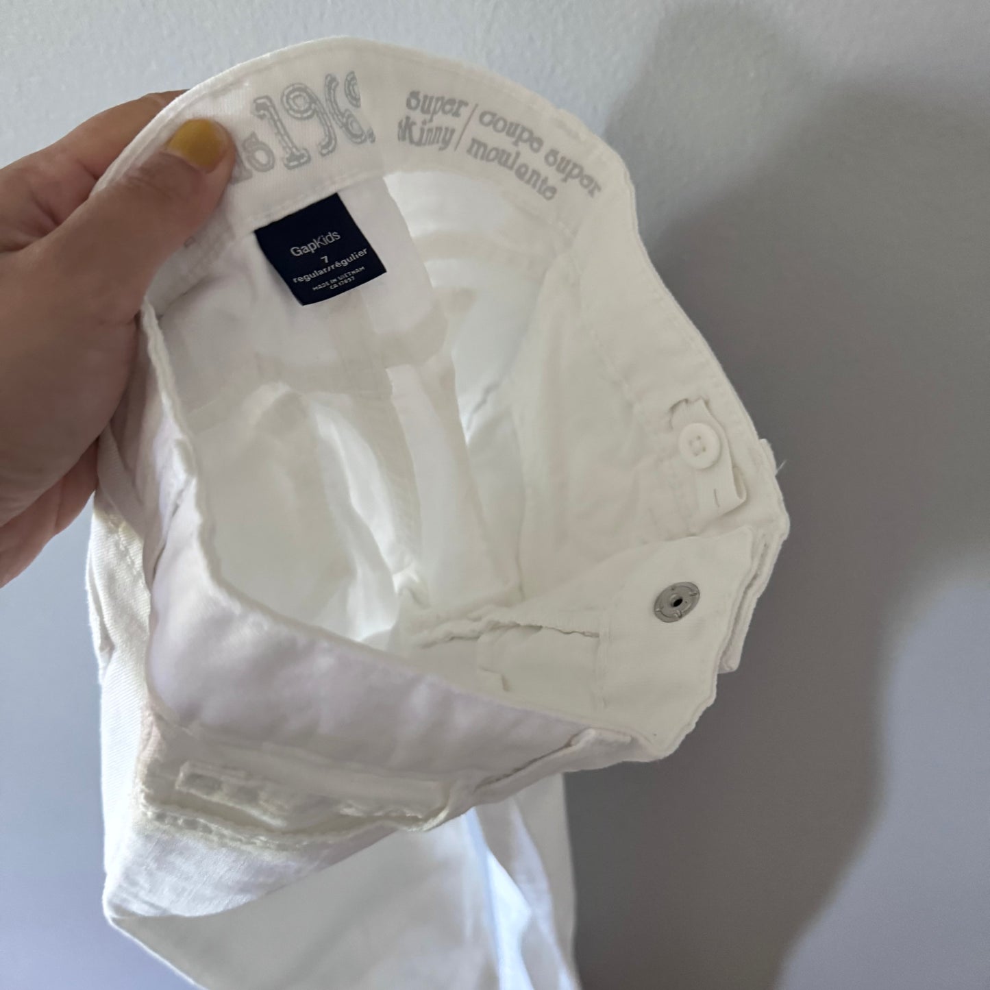Gap / White skinny denim / 7Y