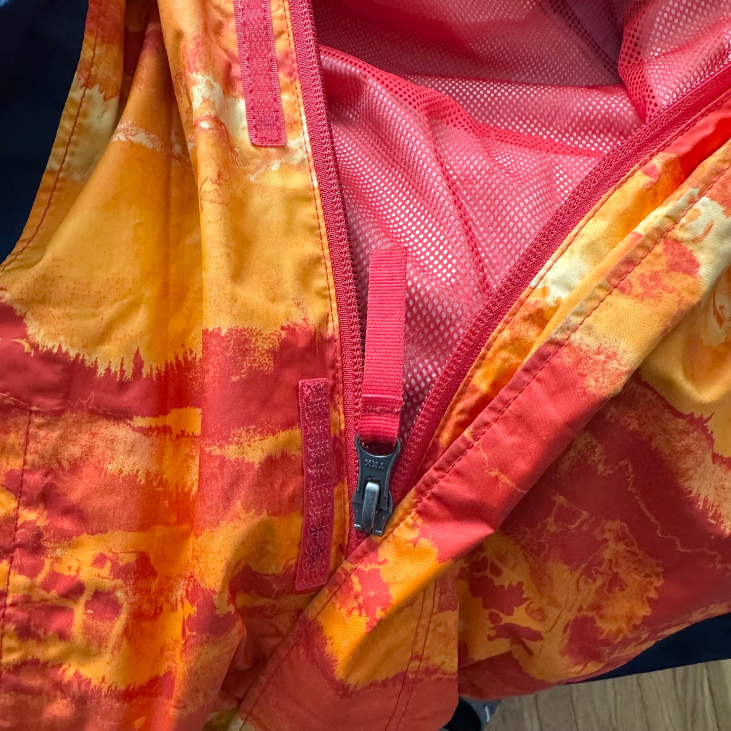 The North Face / Navy x orange windbreaker / 7-8Y