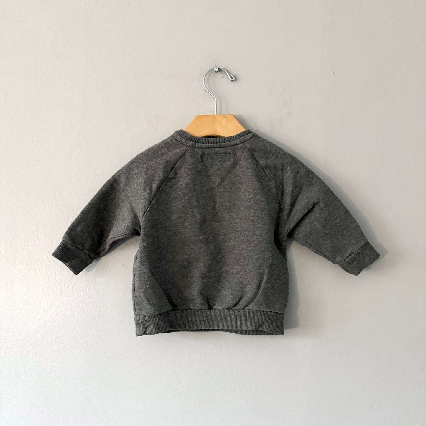Next / Dark grey moose-tache sweatshirt / 6-9M