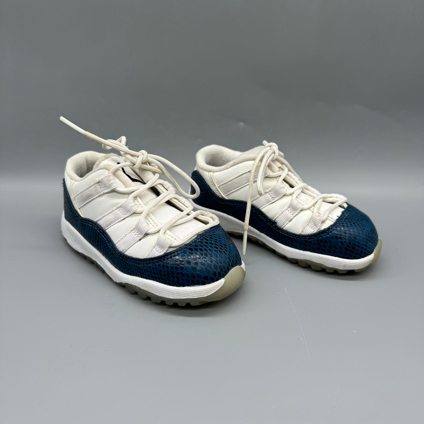 Nike / Jordan / Runner / US8