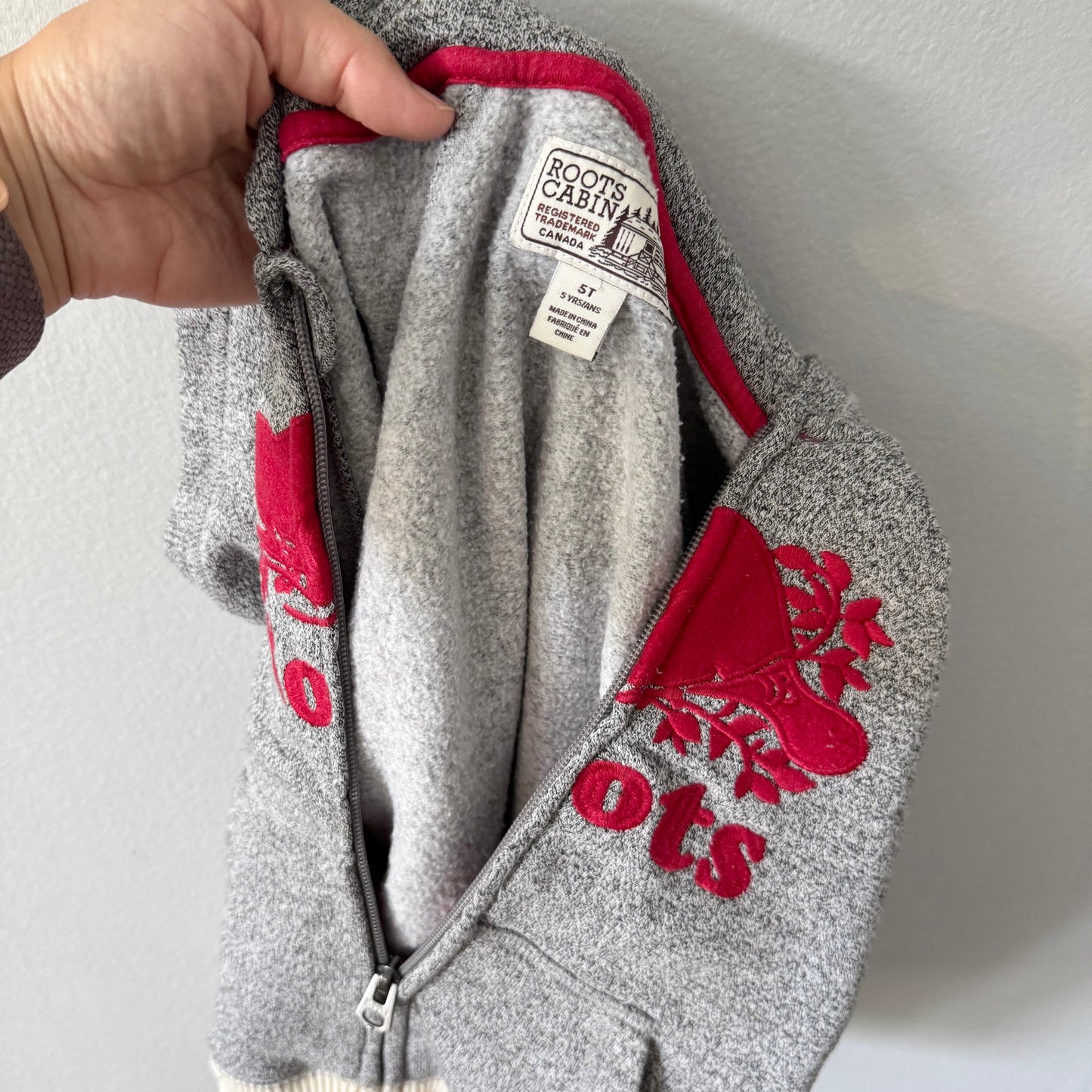 Roots / Salt and pepper x red logo zip up hoodie / 5T