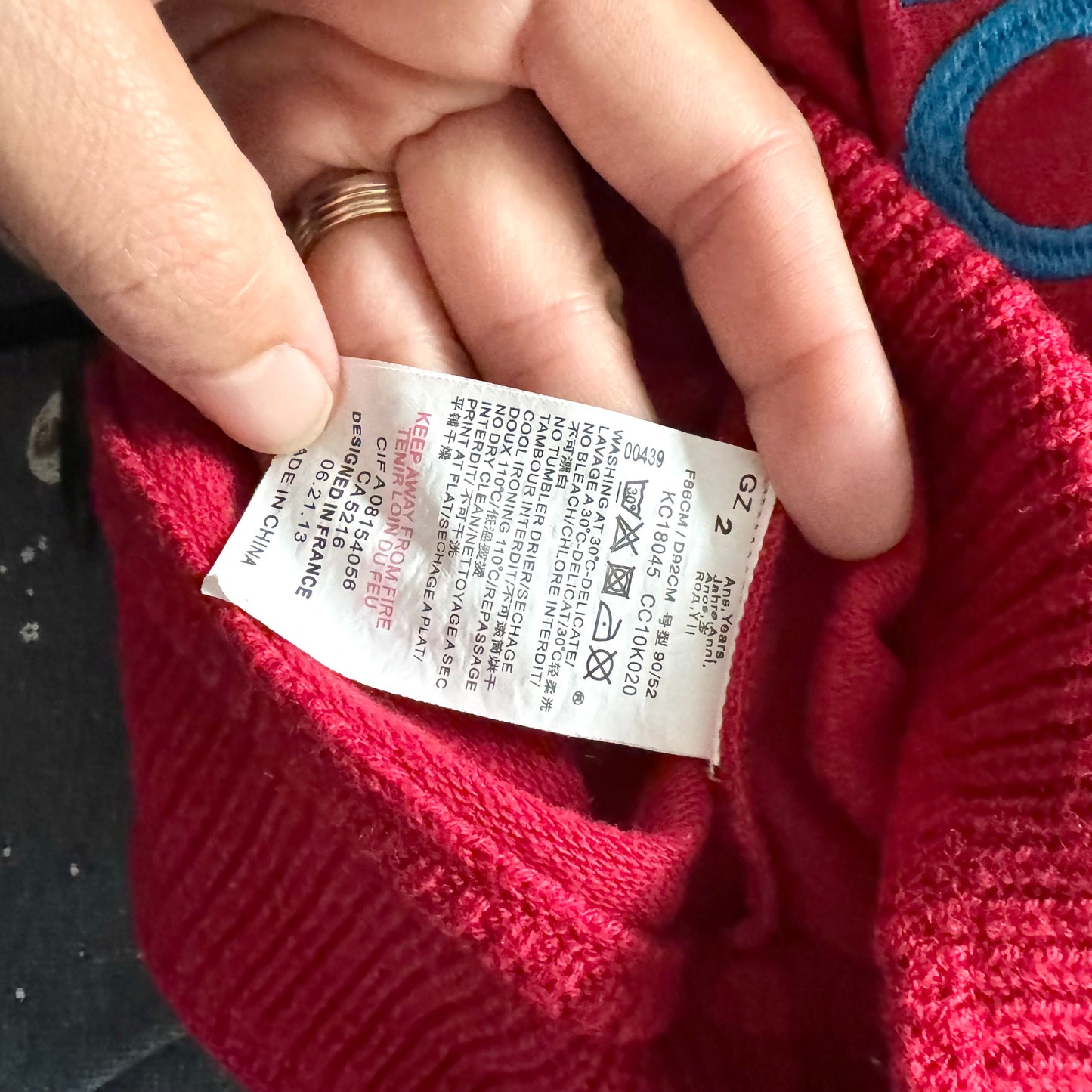 Kenzo / Red hoodie / 2Y