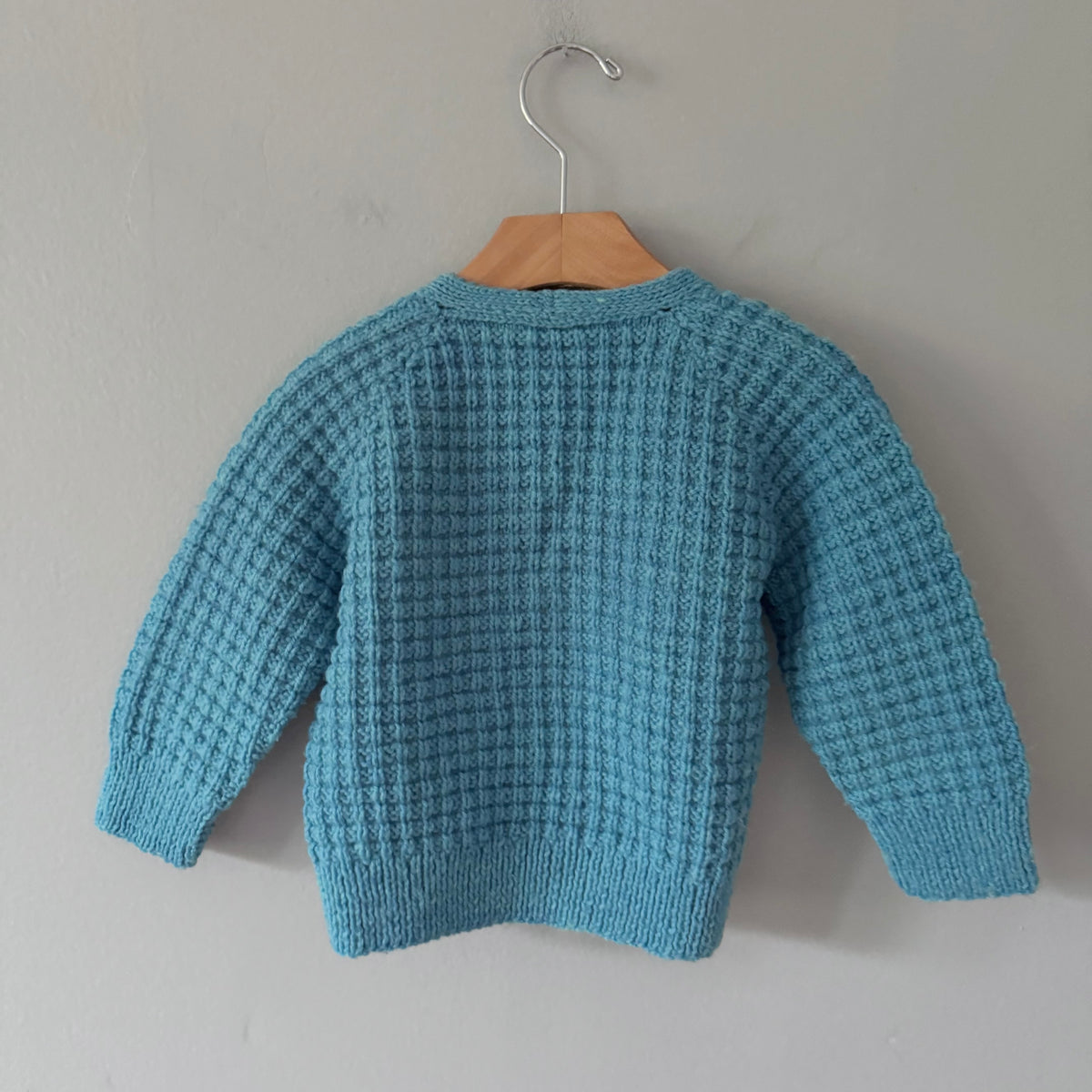 Handmade / Blue knit cardigan / 2-3Y