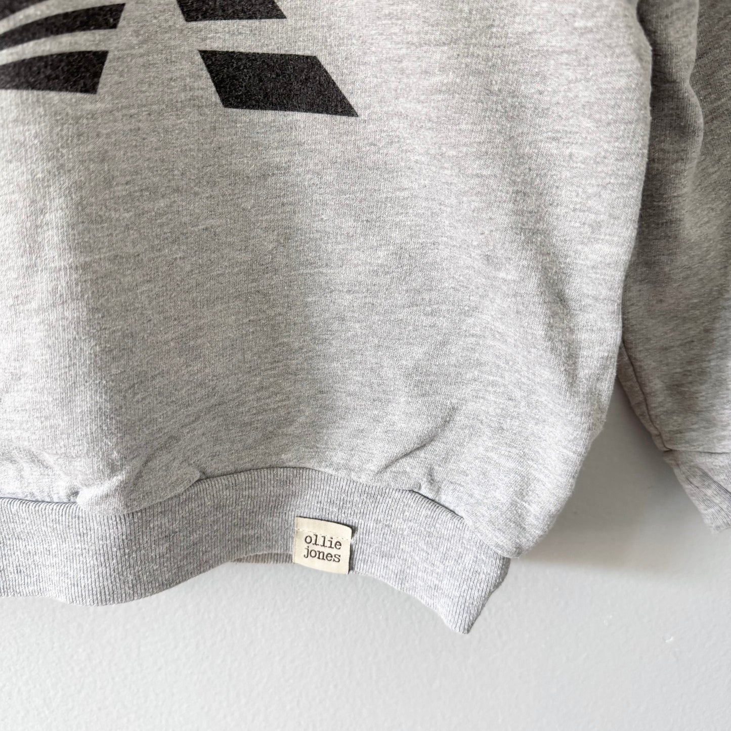 American Apparel / Light grey sweatshirt / 4Y