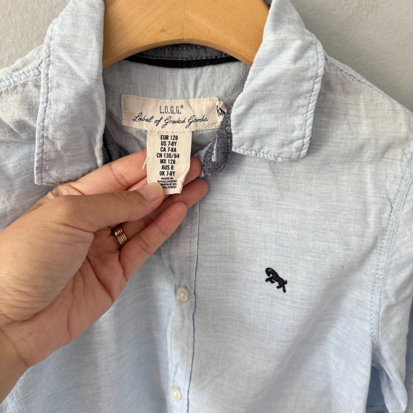 H&M / Light blue shirt / 7-8Y