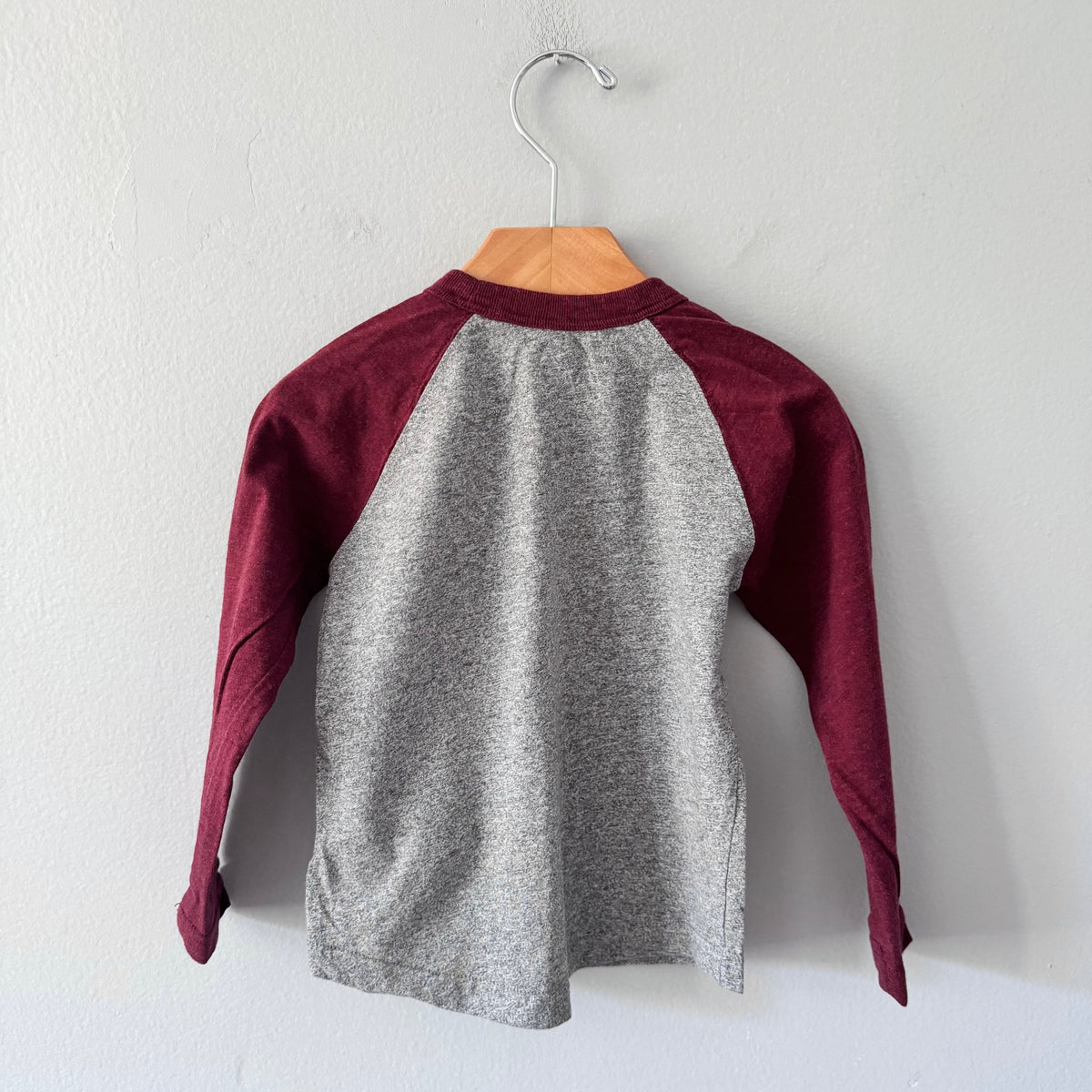 Roots / Grey x burgundy raglan long sleeve / 3T