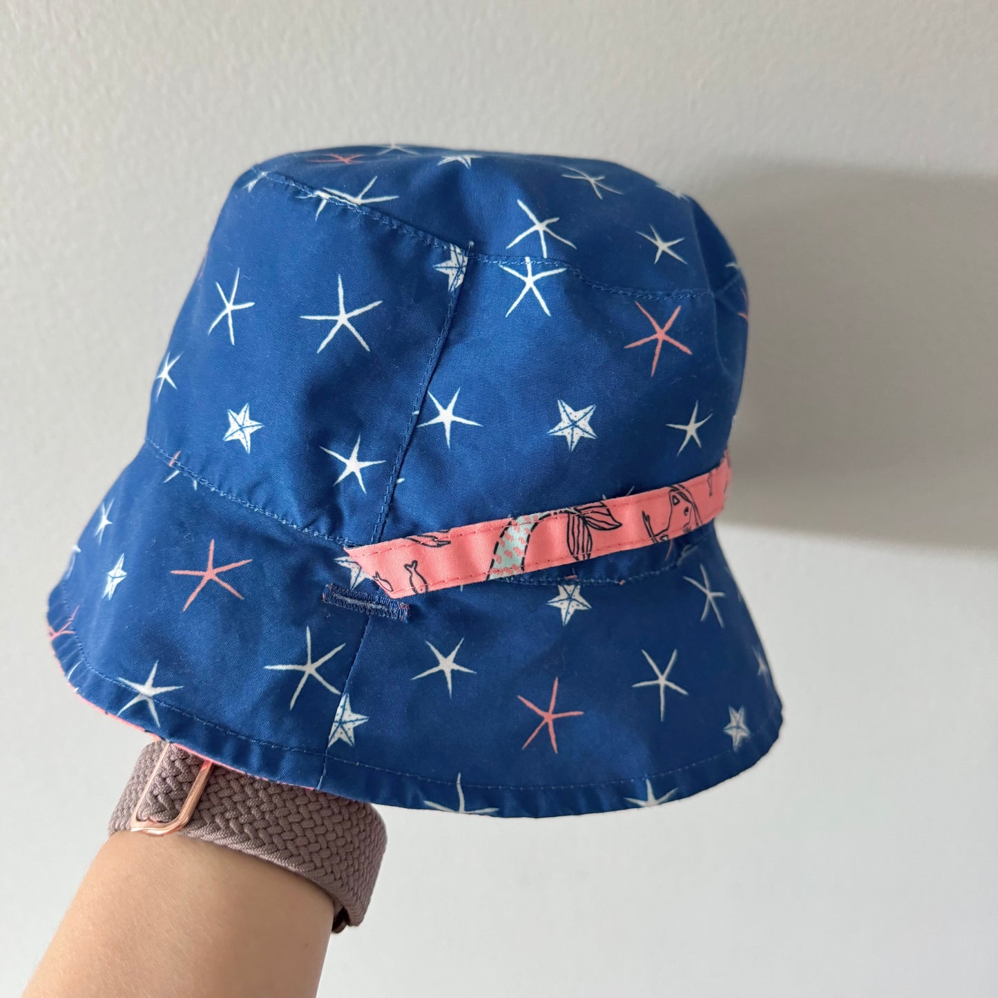 No brand / Reversible bucket hat / 6-12M
