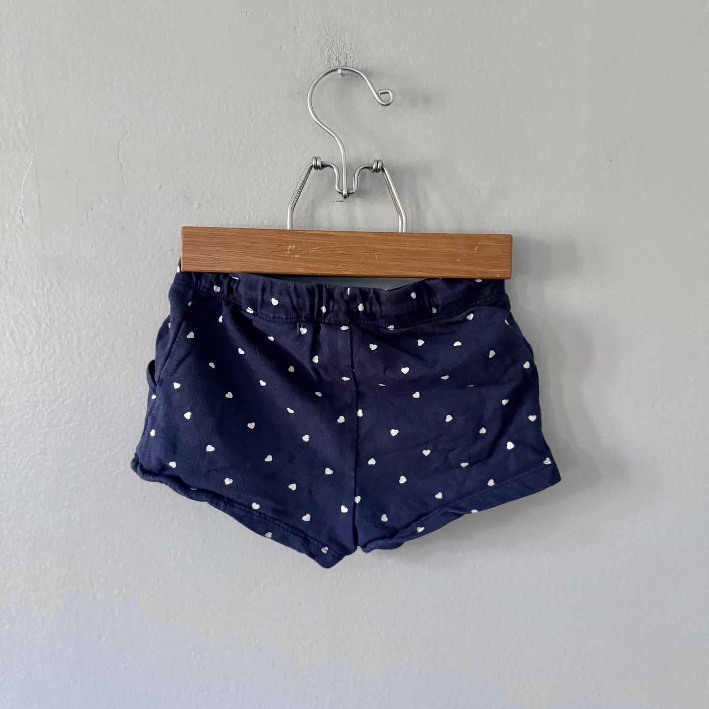 H&M / Black x hears short pants / 3-4Y