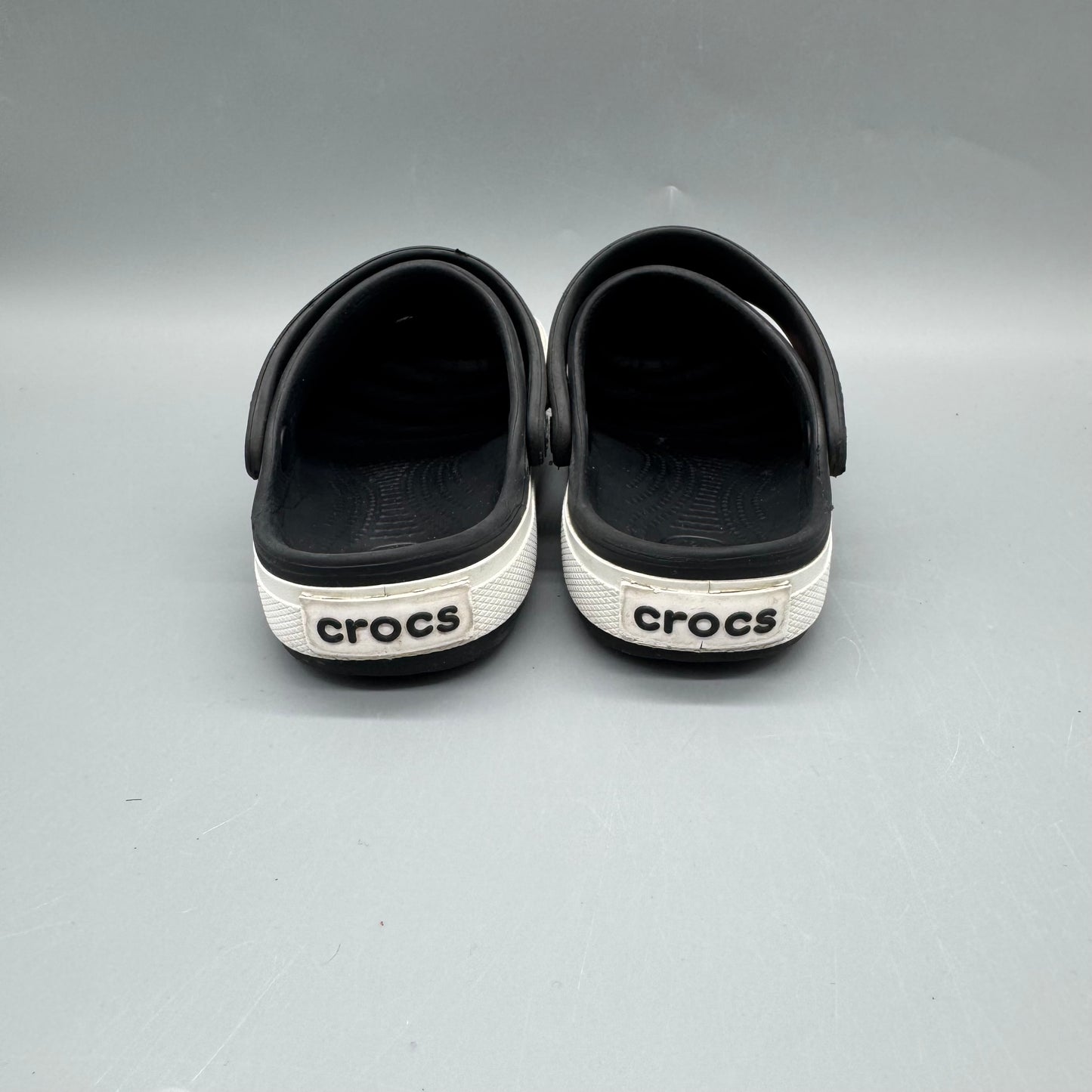 Crocs / Sandals / US10-US11