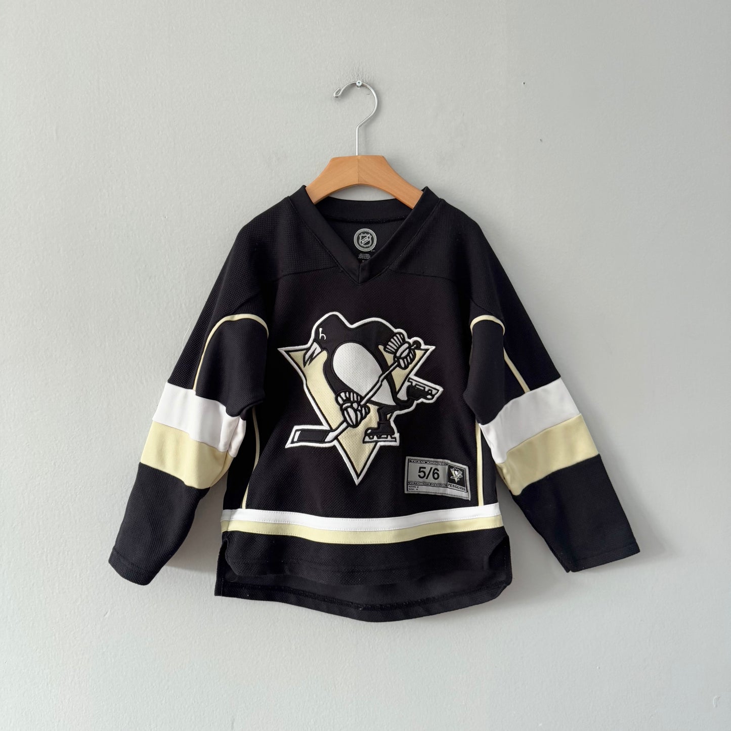 NHL / Penguins jersey / 5-6Y
