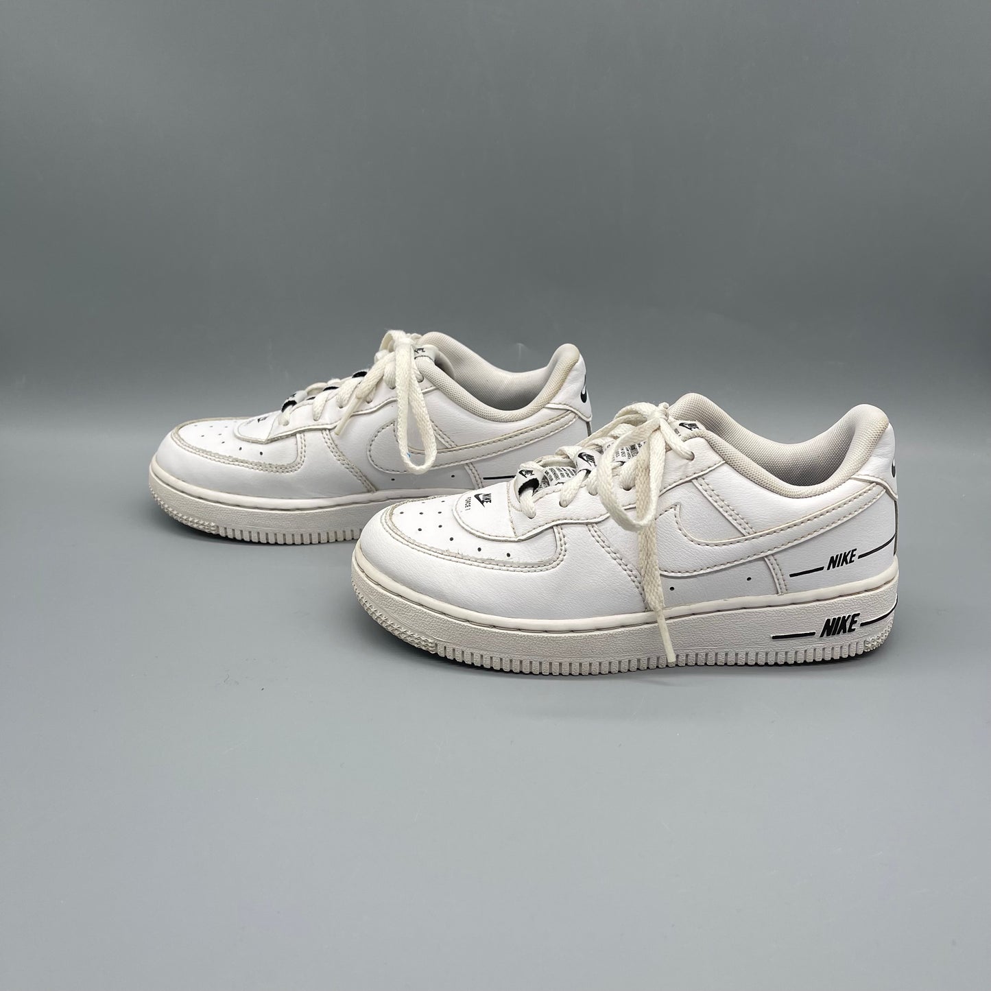 Nike / Air Force 1 / Runner / J1