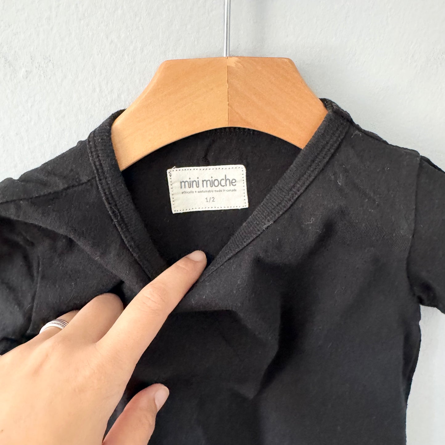 Mini Mioche / Black short sleeve T-shirt / 1-2Y