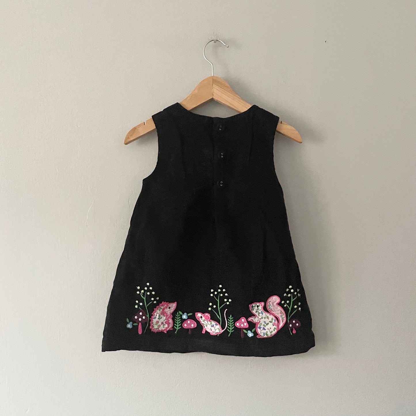 Jojo maman bebe / Black corduroy dress / 12-18M