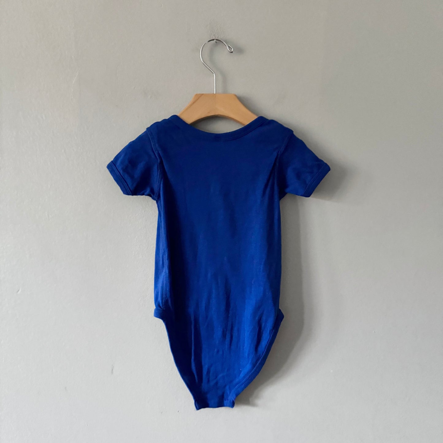 NFL / Blue onesie / 6-9M