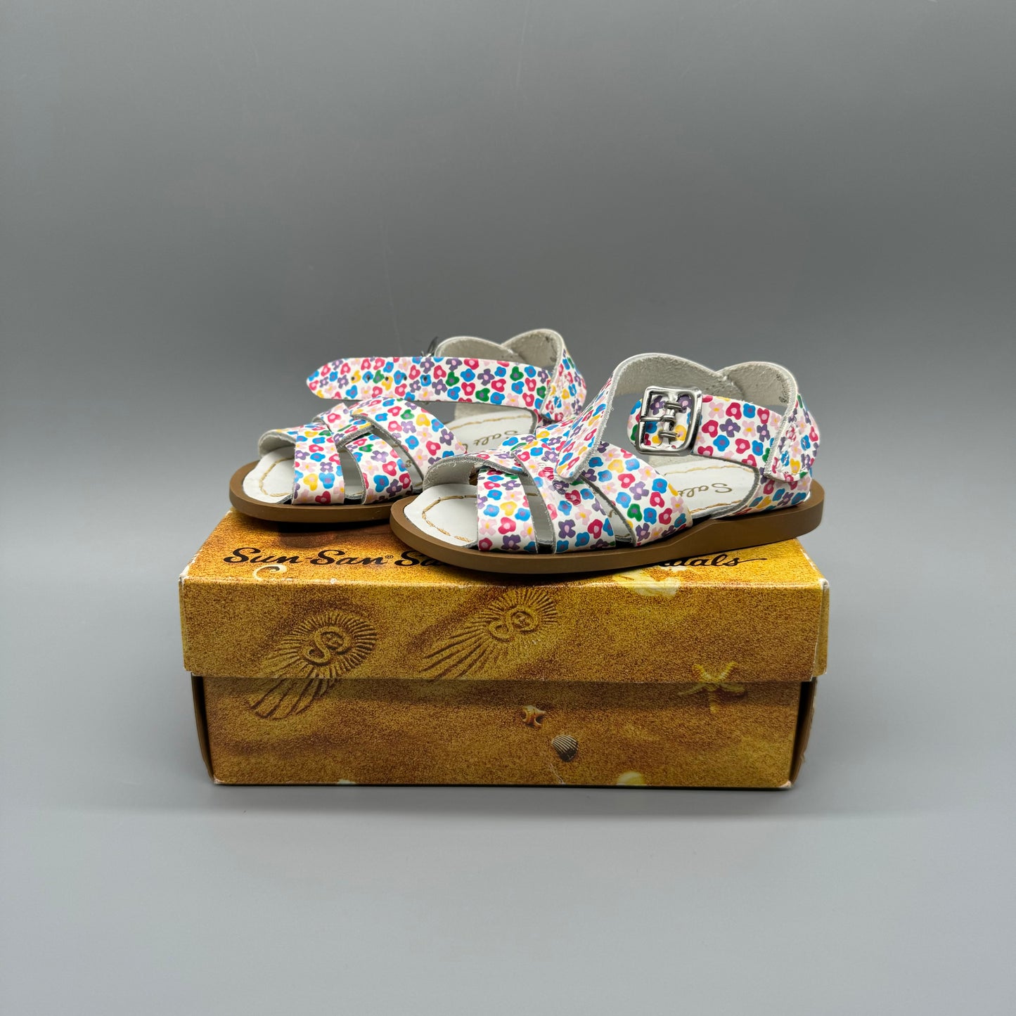 Salt Water / Sandals / US5