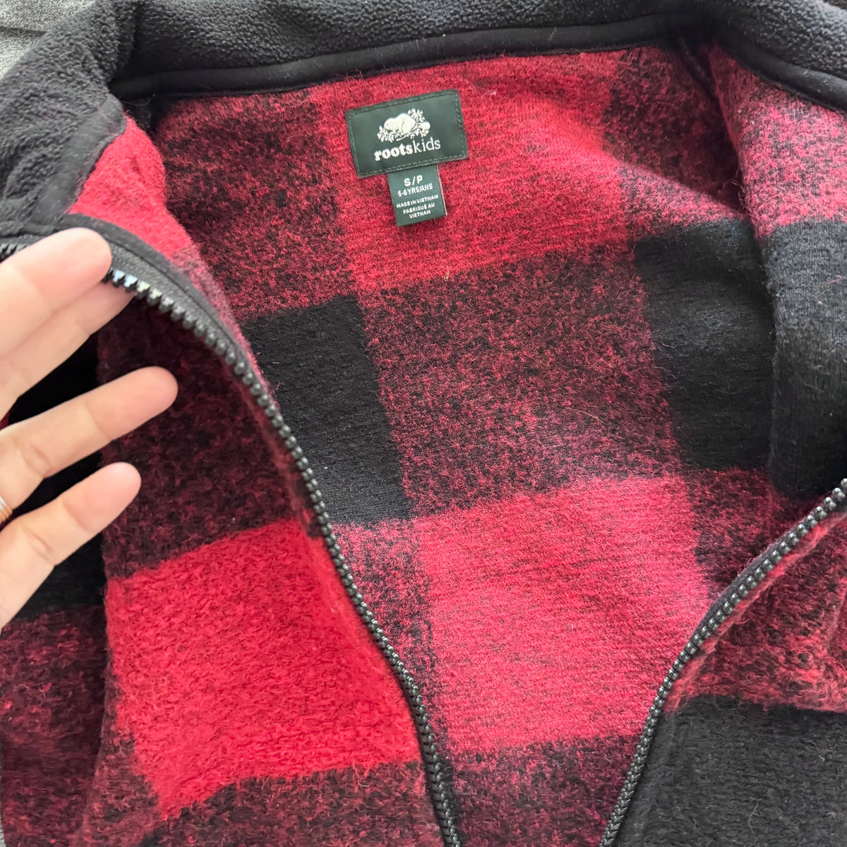Roots / Red black plaid fleece long coat / 5-6Y