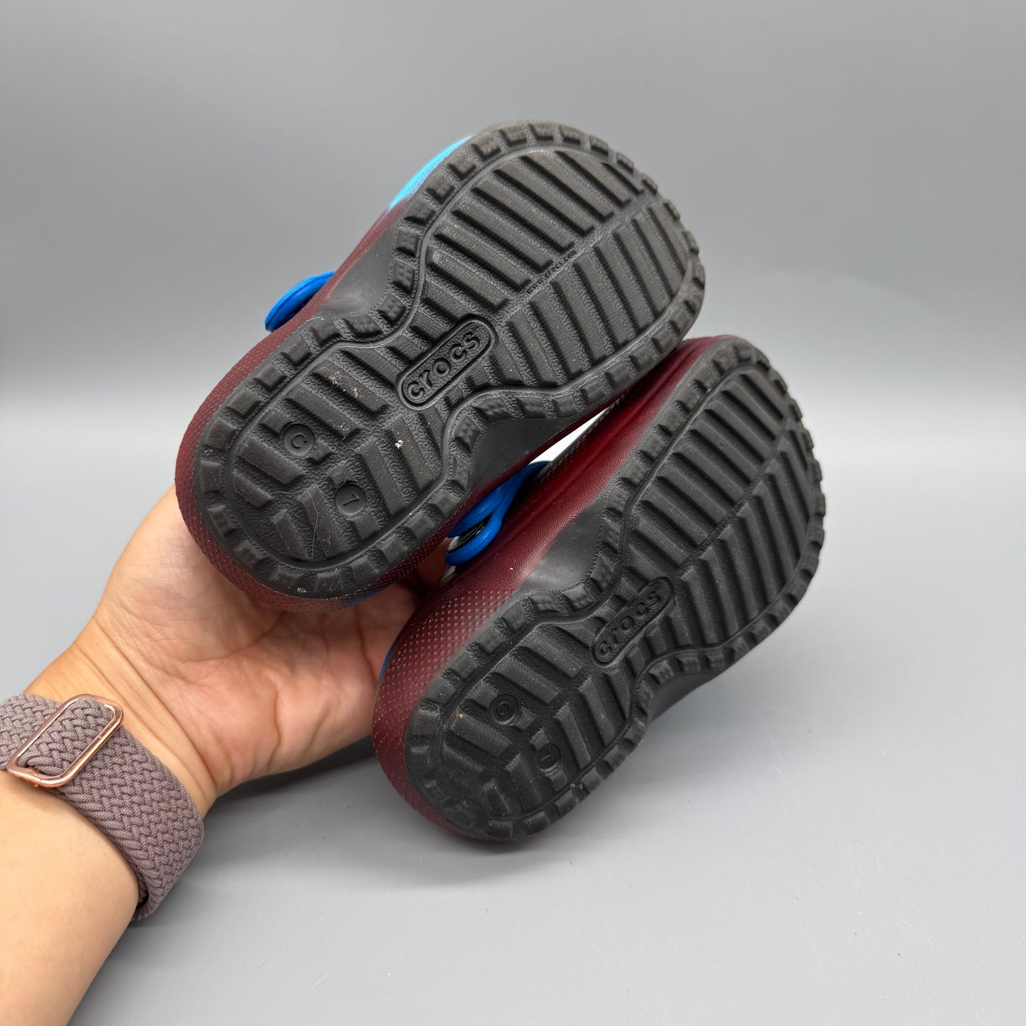 Crocs / Sandals / US7