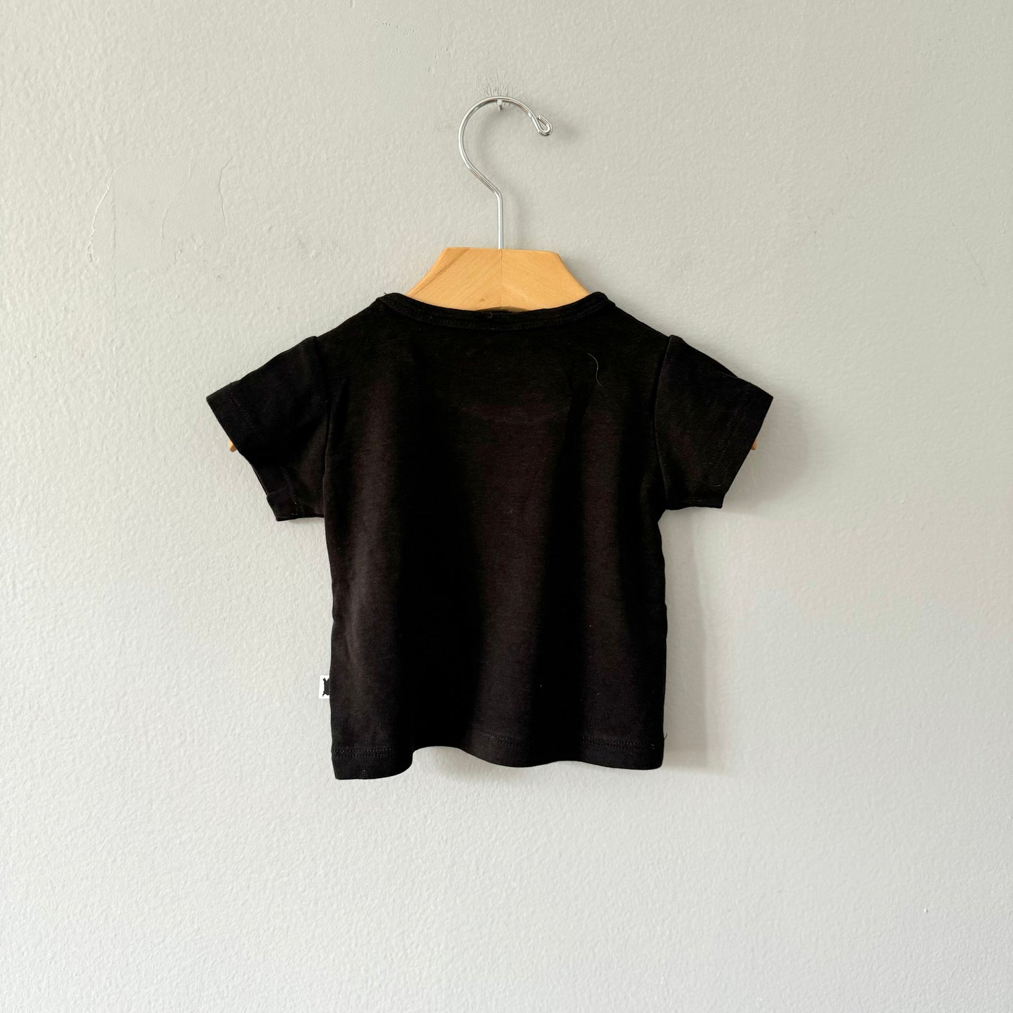 Little & Lively / Black leopard tee / 0-6M