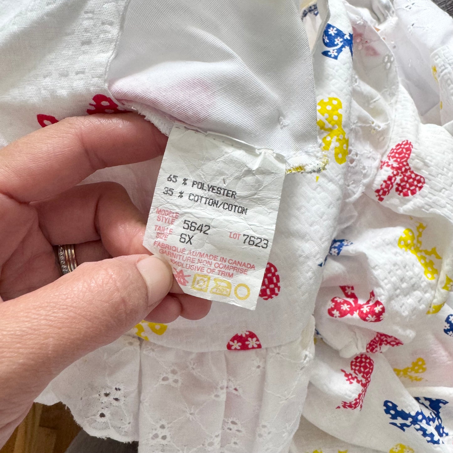 Vintage / White ribbon dress / 6Y