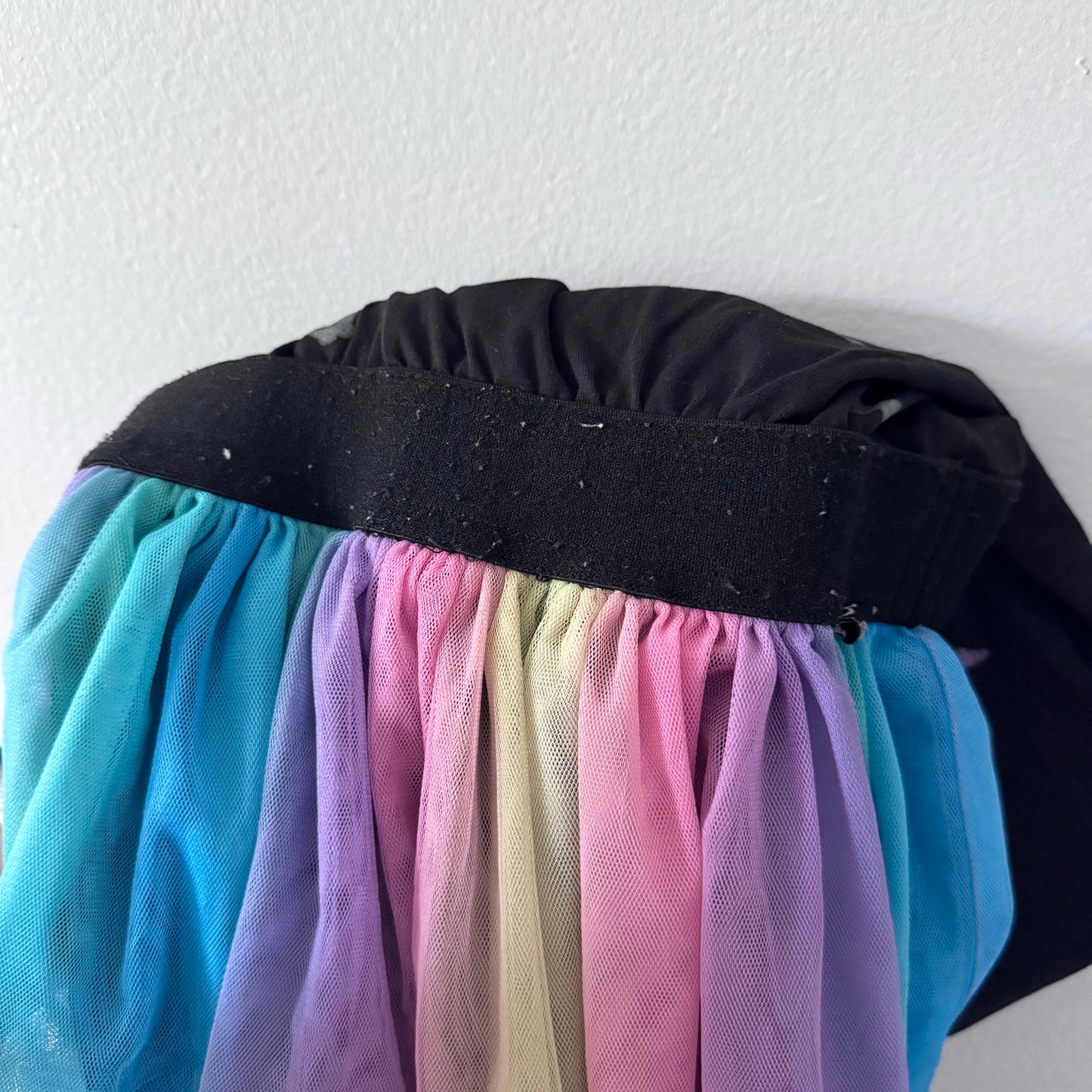 Deux par deux / Black x rainbow dress / 3Y