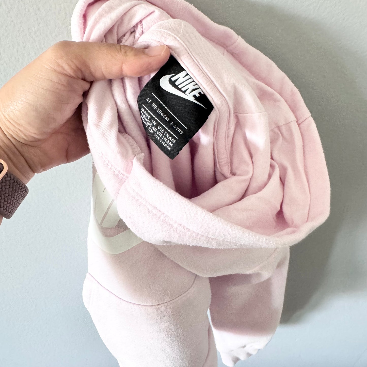 Nike / Light pink hoodie/ 3-4Y