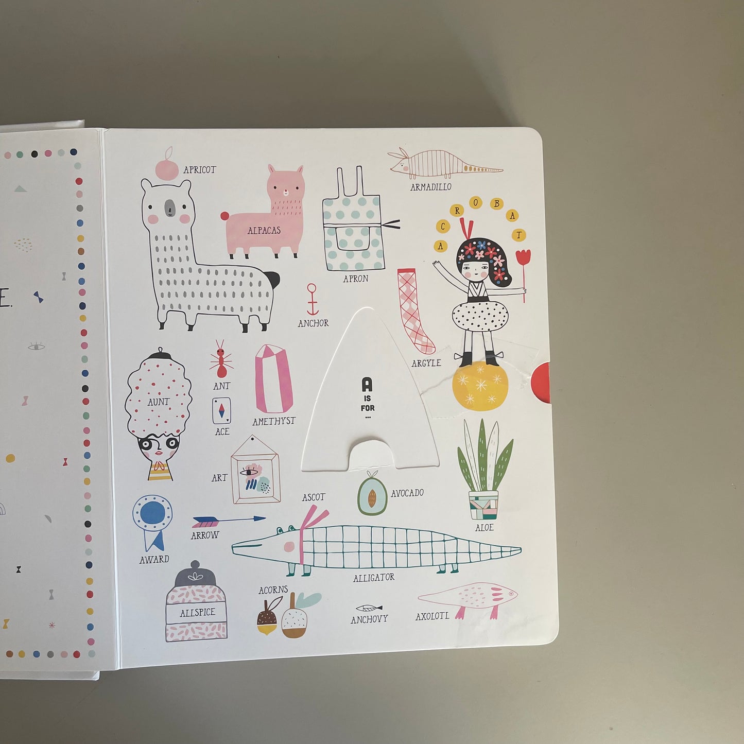 A to Z Menagerie / Suzy Ultman