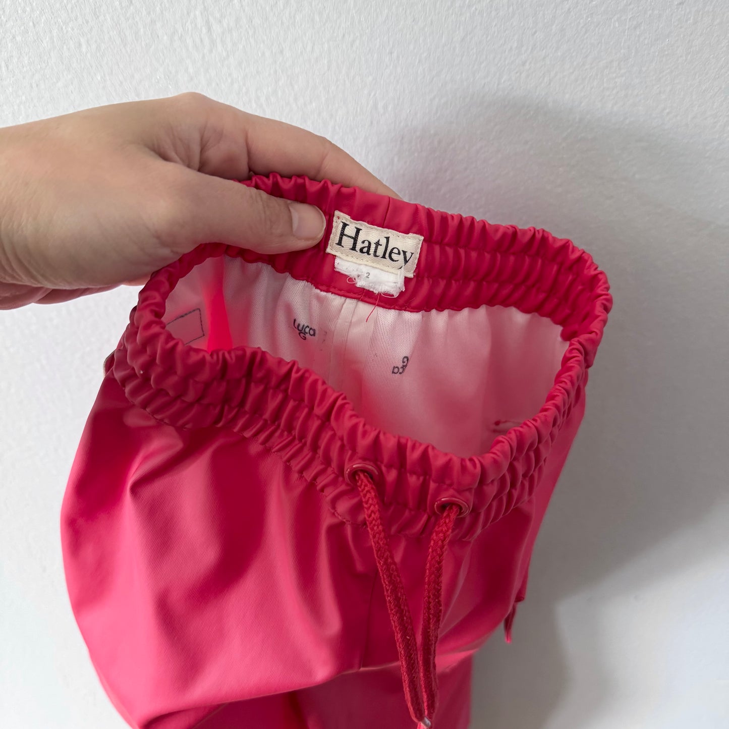 Hatley / Red rain pants / 2Y