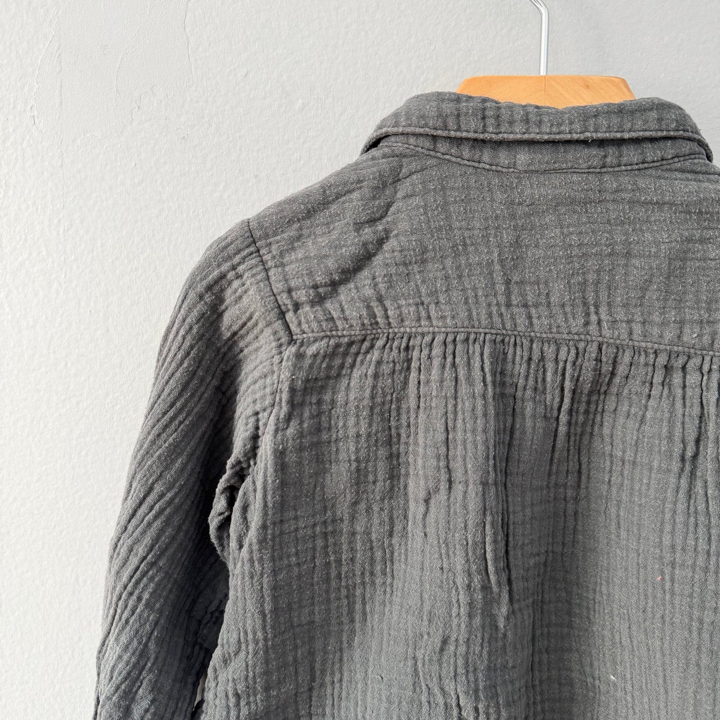 Bonton / Dark grey muslin shirt / 6Y