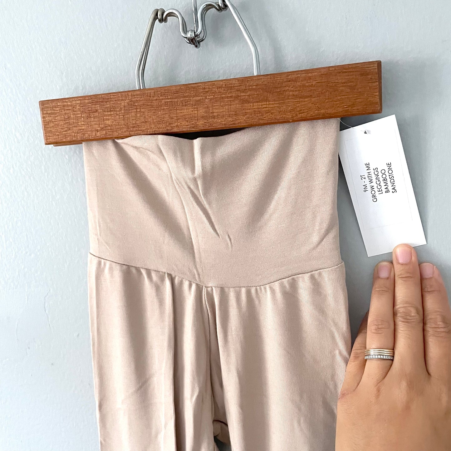 Oak + Acorn / Organic Leggings | Sandstone / 9-24M - New with tag