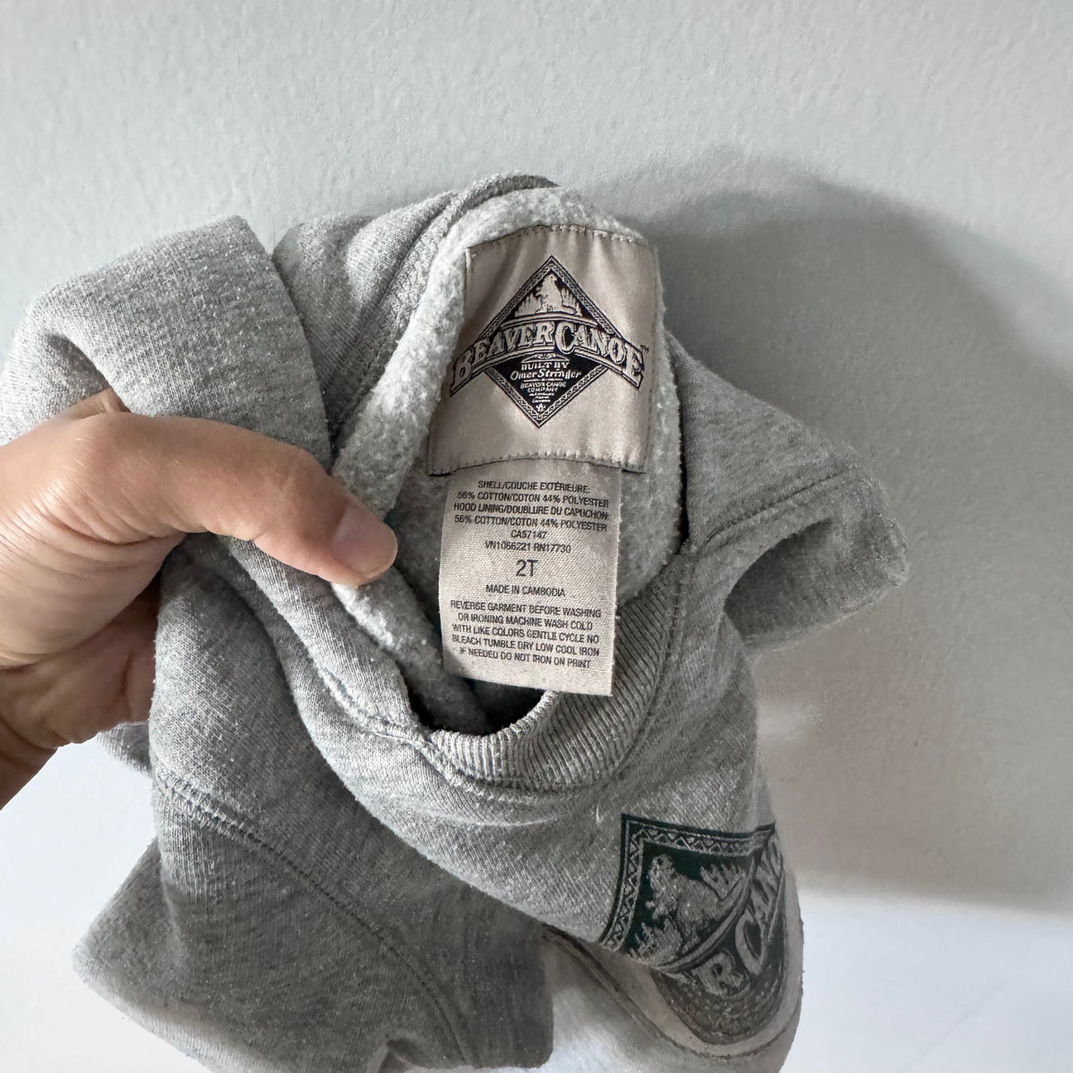 Beaver Canoe / Light grey hoodie / 2T