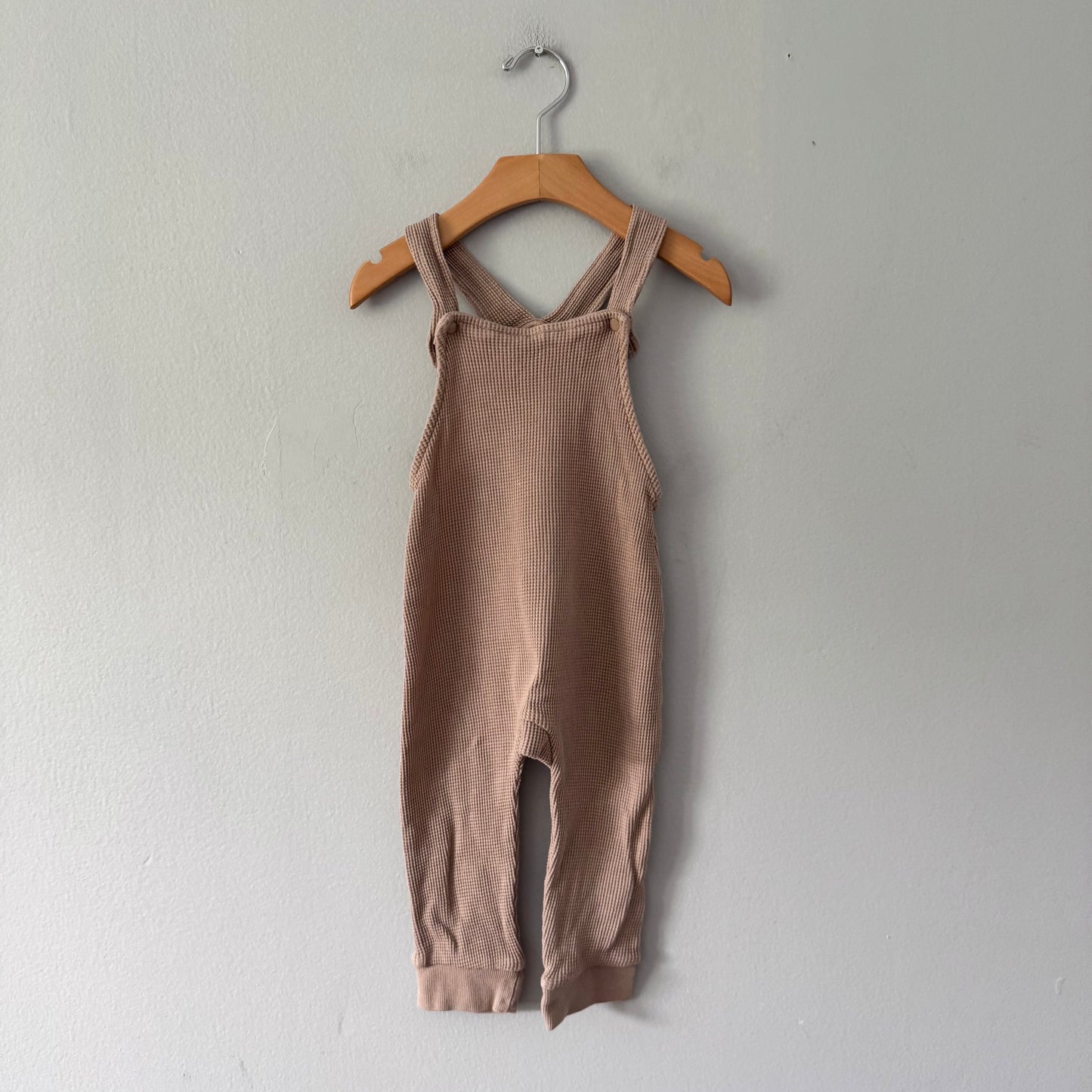 H&M / Brown waffle overalls / 18-24M