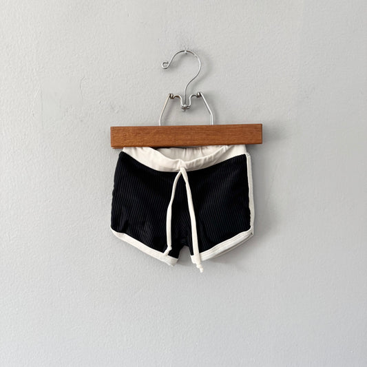 Atilla Cubs / Black ribbed swim trunk / 6M