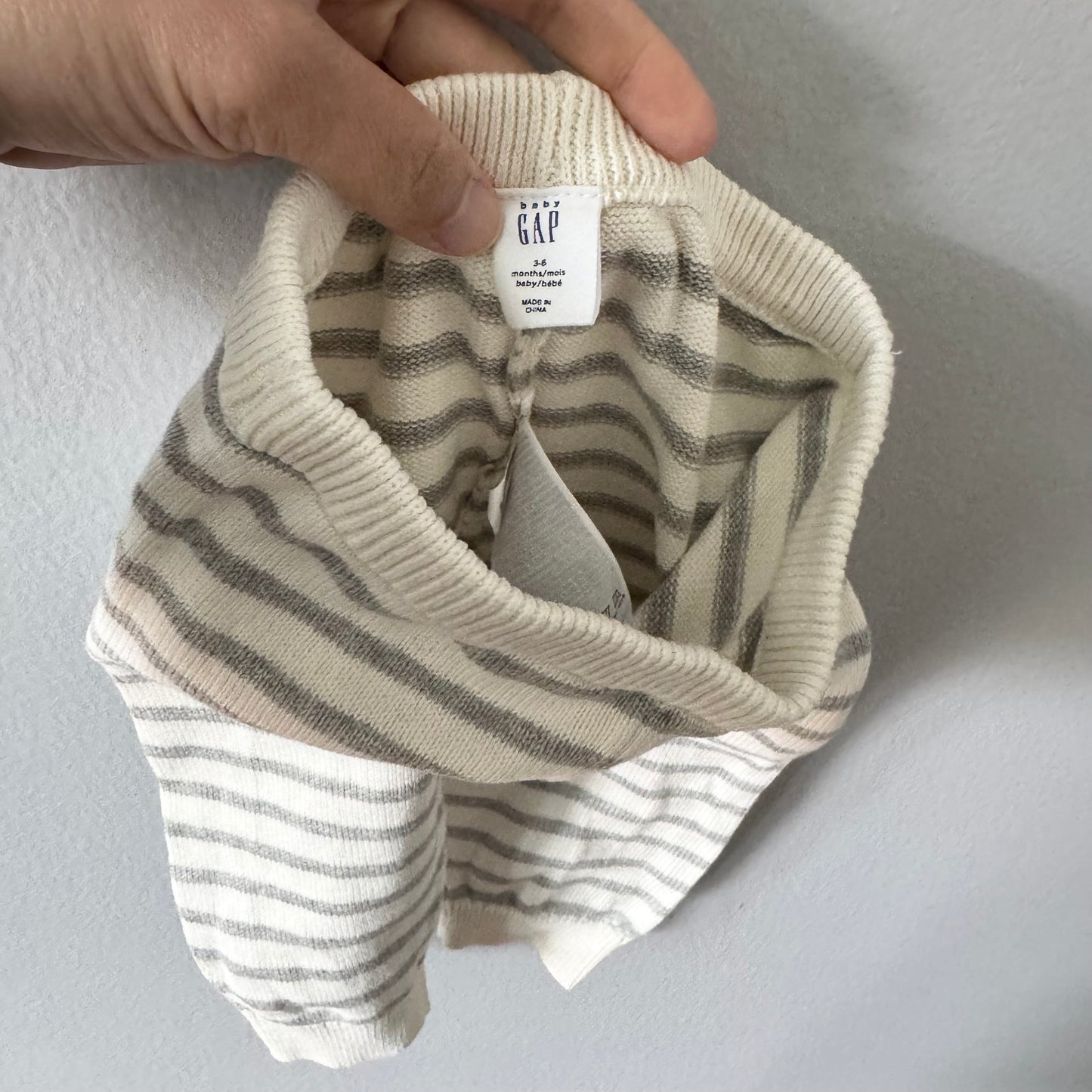 Gap / Light grey, white cotton knit set / 3-6M