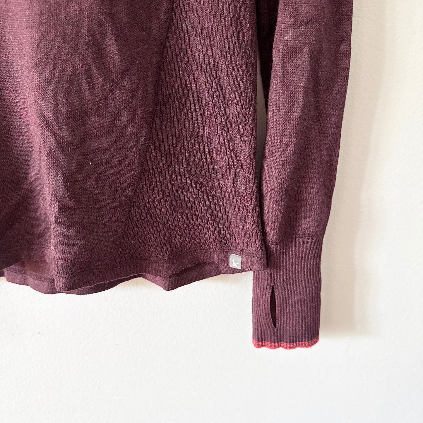 Eddie Bauer / Burgundy knit top / Women M