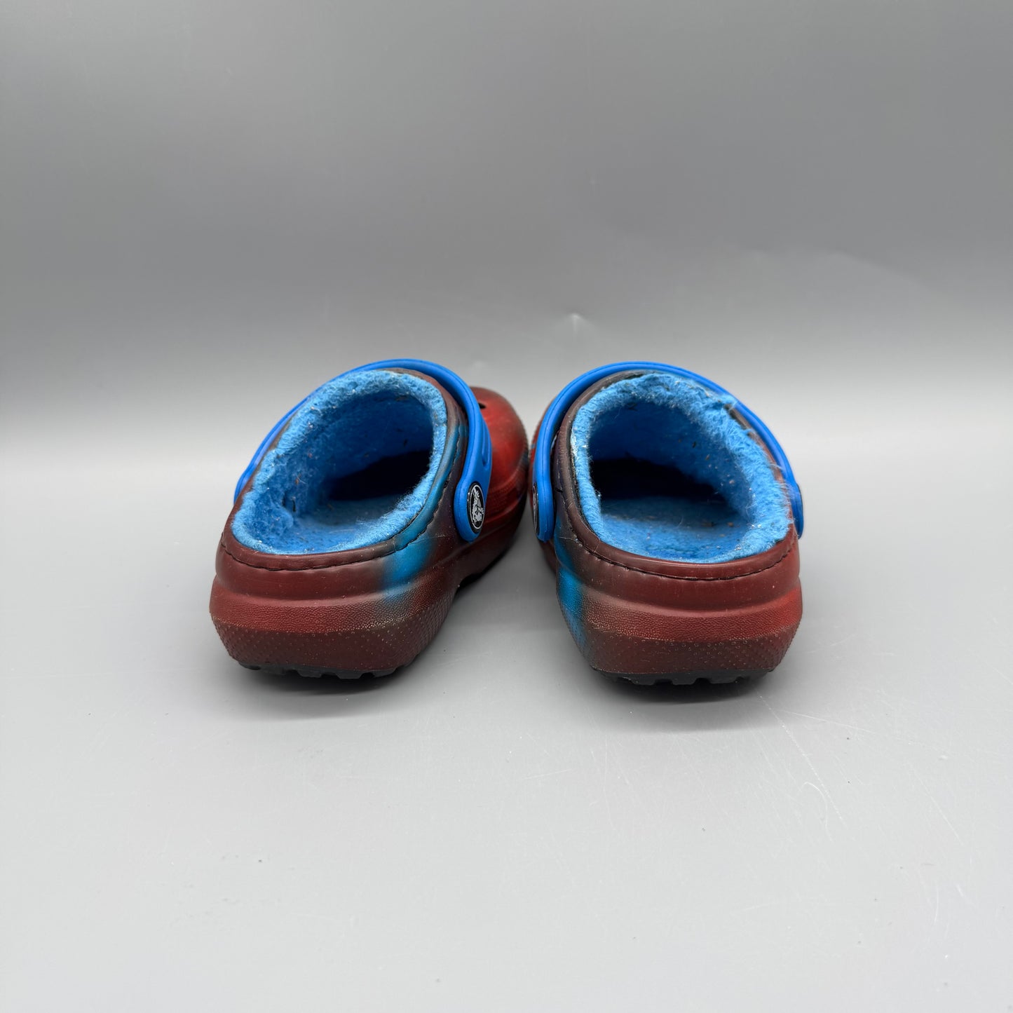 Crocs / Sandals / US7