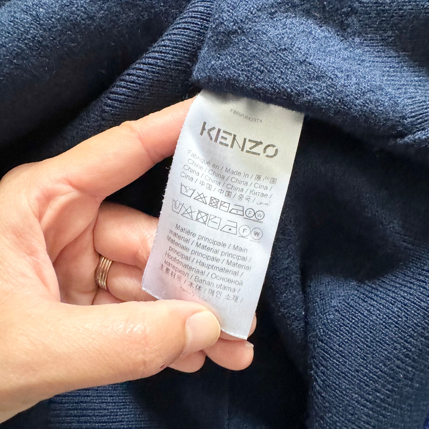 Kenzo / 100% wool knit pullover / M(Fits 10-12Y)