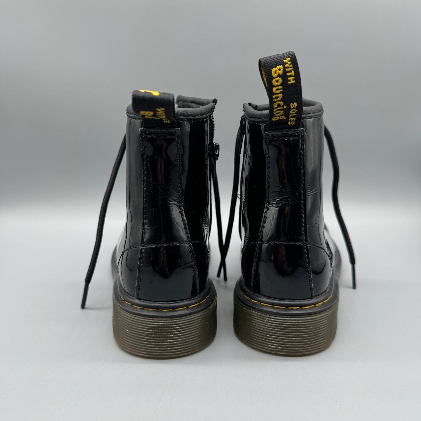 Dr. Martens / Boots / J3