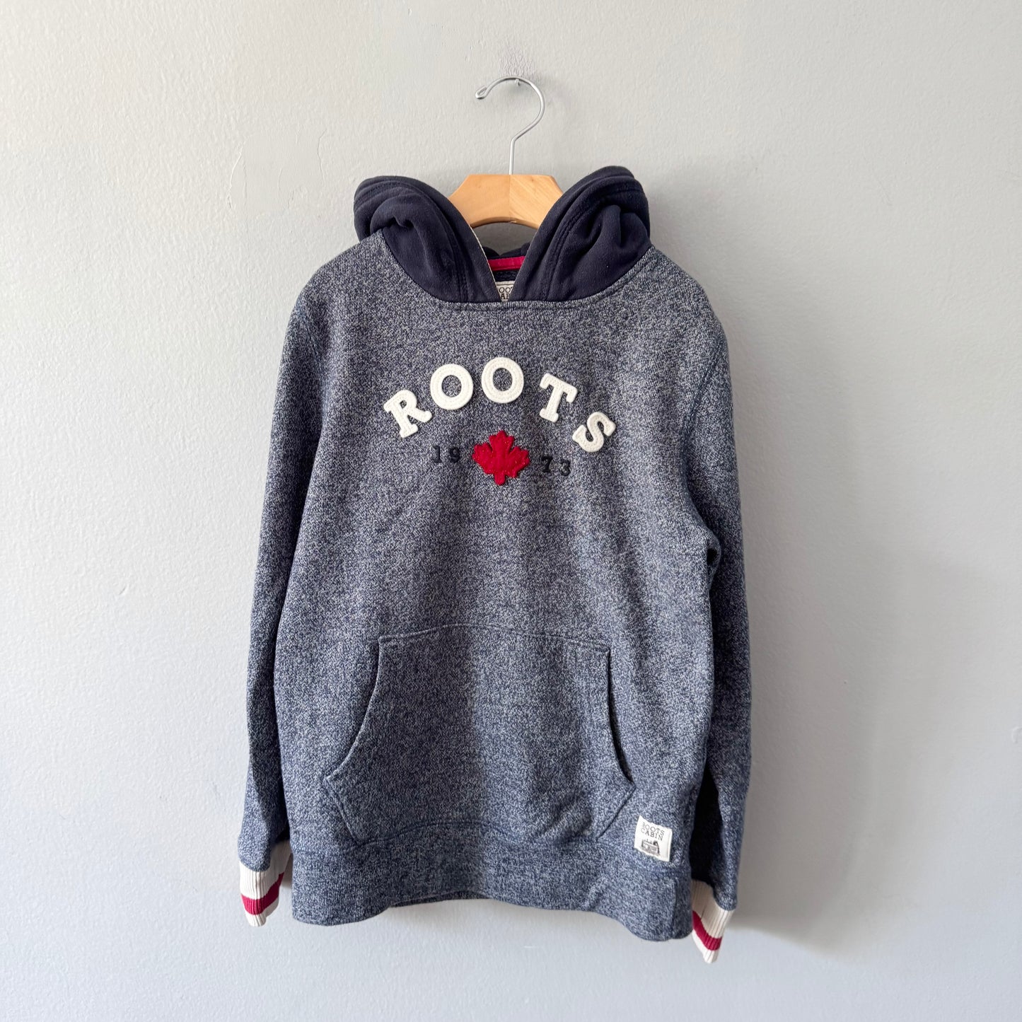 Roots / Roots Navy salt and pepper hoodie / 7-8Y