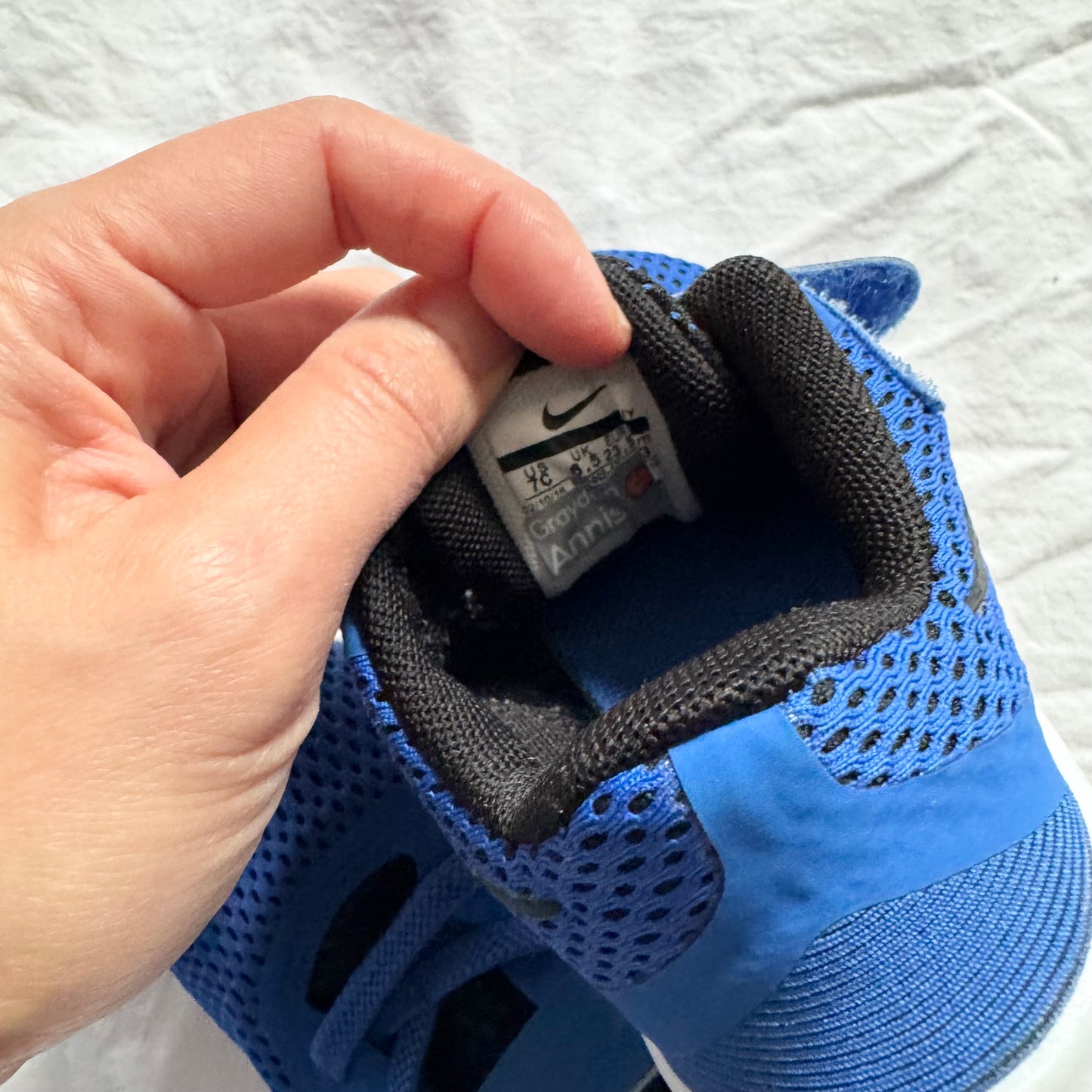 Nike / Running Shoes / US7