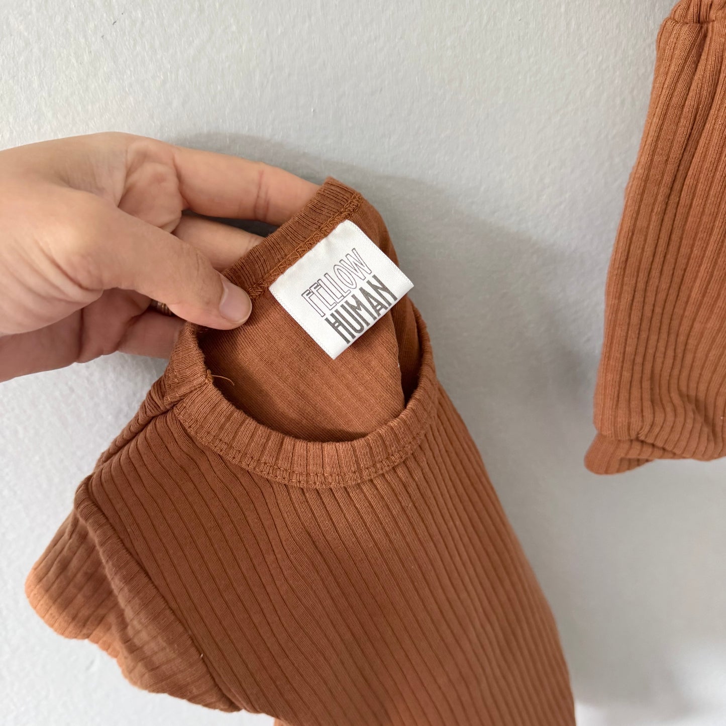 Fellow Human / Brown ribbed set / 3-6M