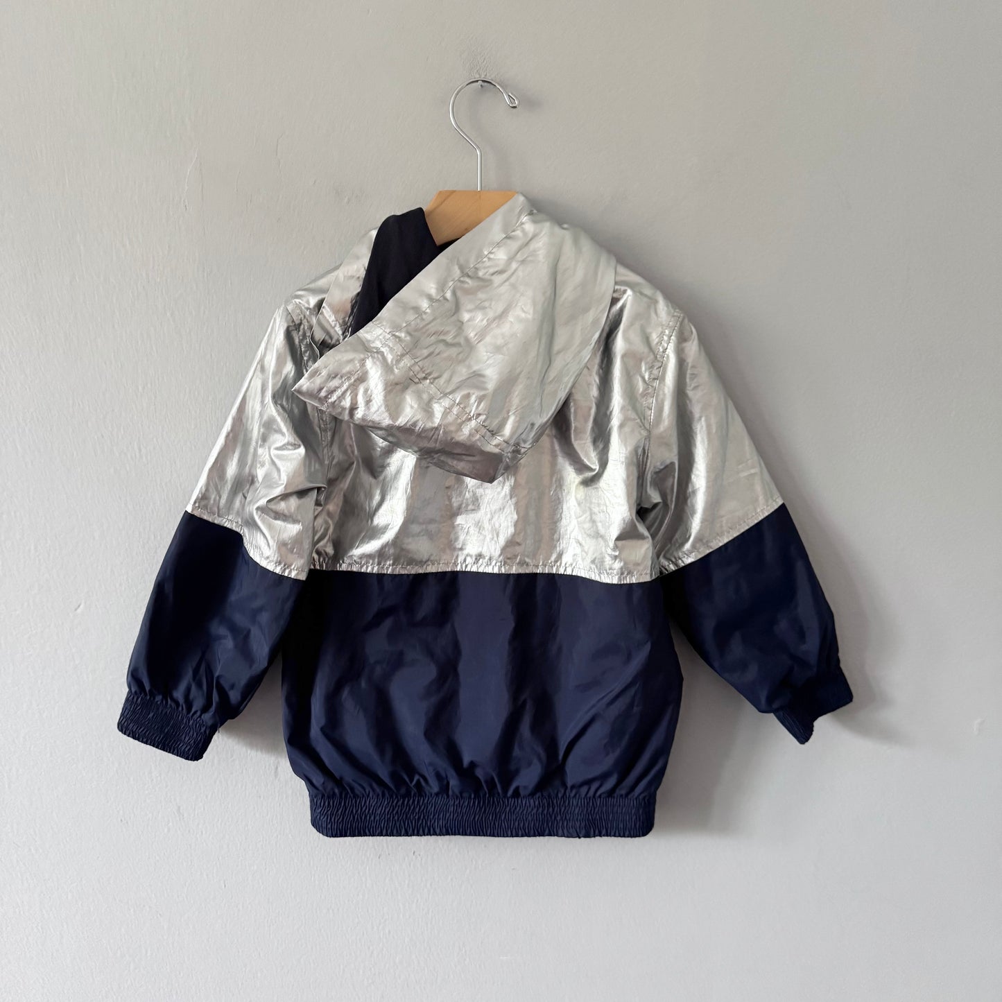 Hatley / Silver x navy nylon jacket / 4Y