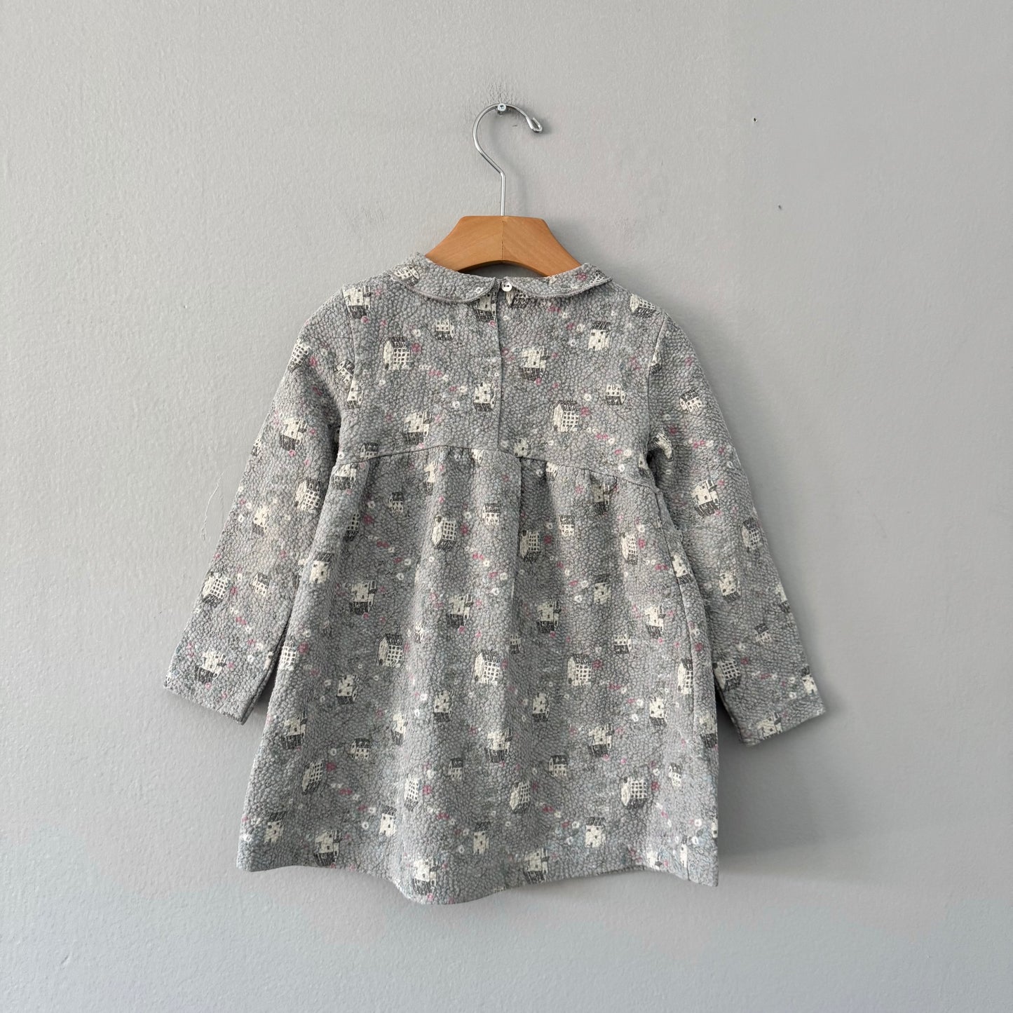 Zara / Light grey x house dress / 3-4Y
